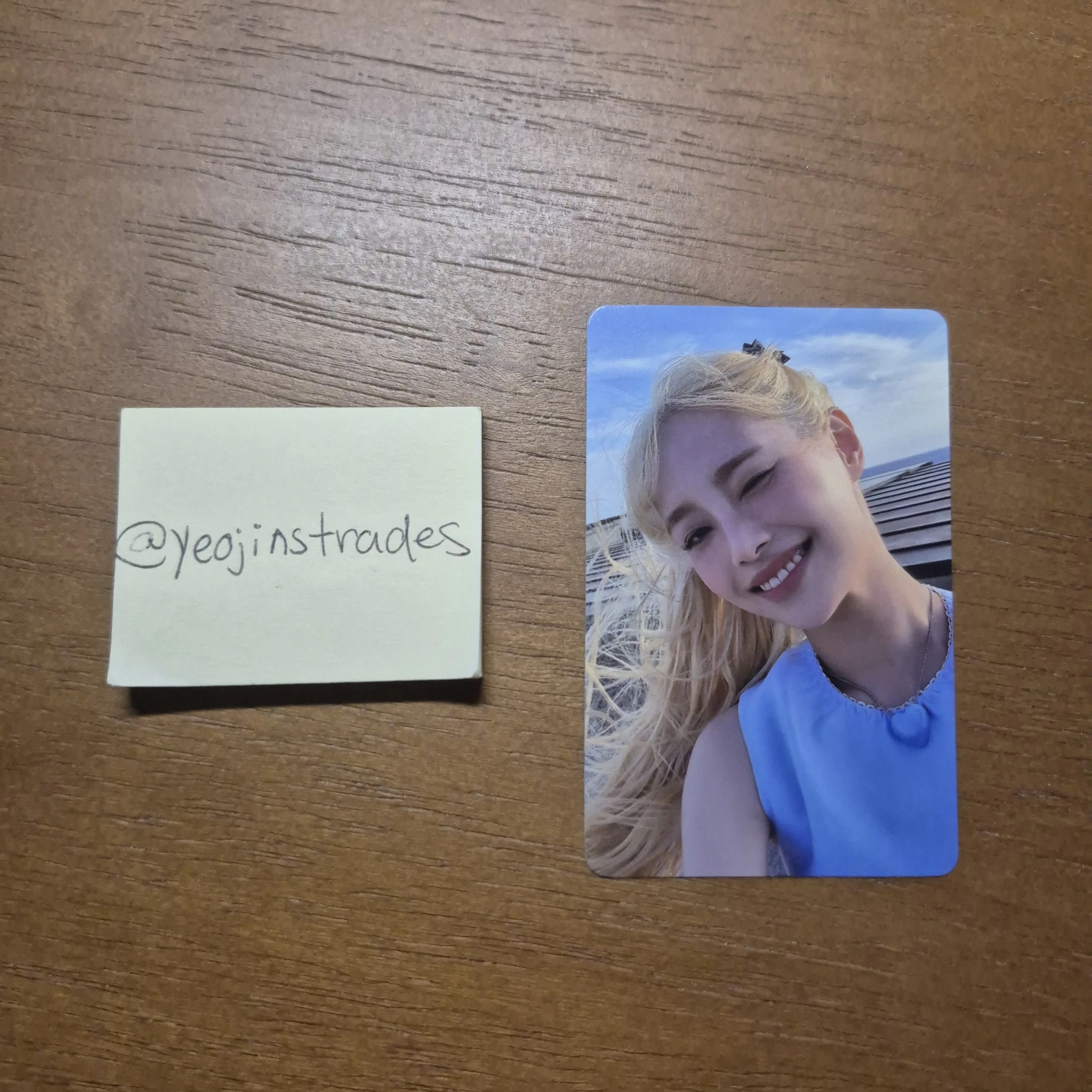 Chuu Chuu Chuu - Chuu - Howl Album wave ver. album photocard listing photo 1