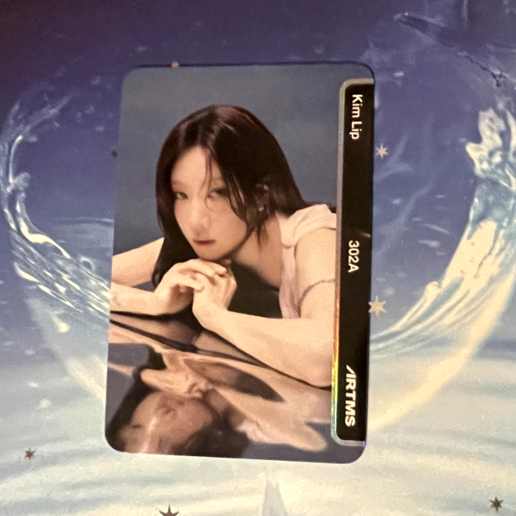 ARTMS Kim Lip ARTMS - Kim Lip - Club Icarus Album album photocard objekt music album listing photo 1