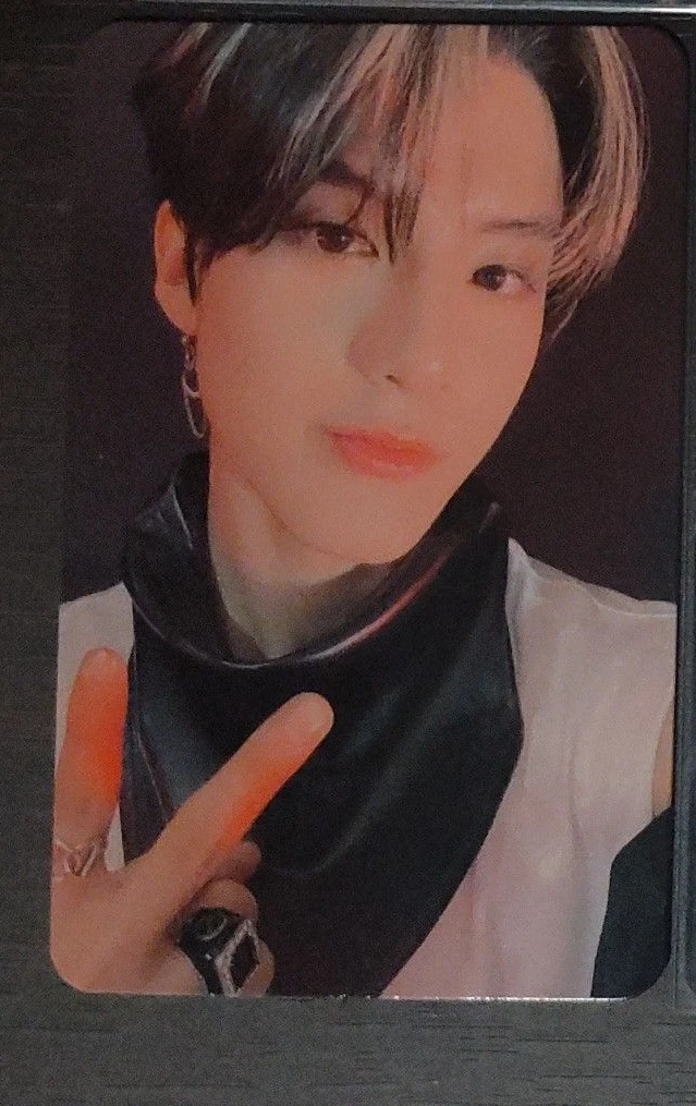 THE BOYZ Eric THE BOYZ - Eric - Chase Album album photocard stealer version listing photo 1
