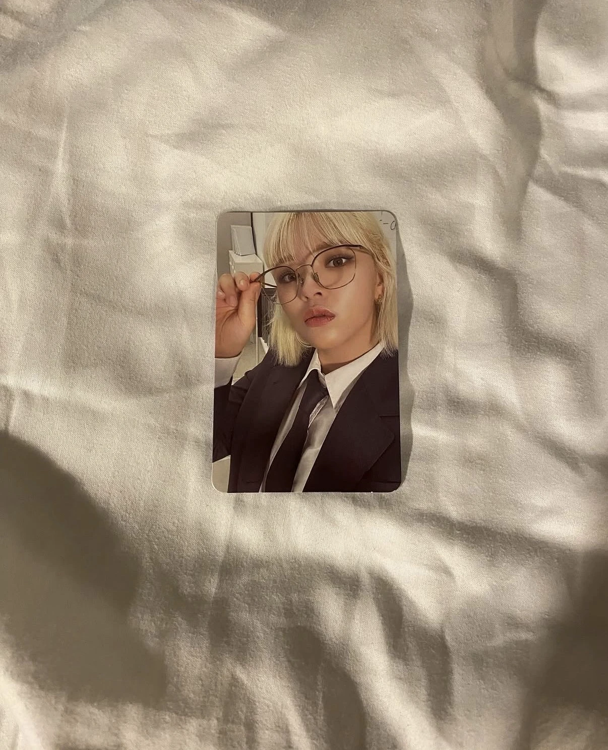 TWICE Jeongyeon TWICE - Jeongyeon - Formula of Love: O+T=<3 Album listing photo 1