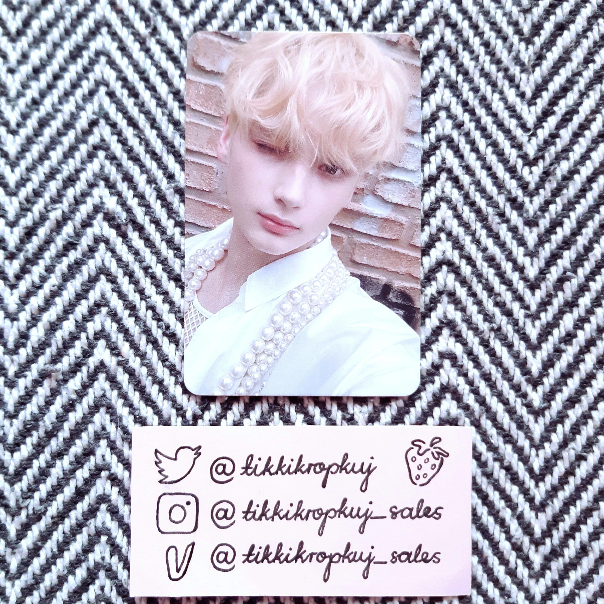 TOMORROW X TOGETHER Huening Kai TOMORROW X TOGETHER - Huening Kai - The Name Chapter: Freefall Album album photocard clarity ver. listing photo 1