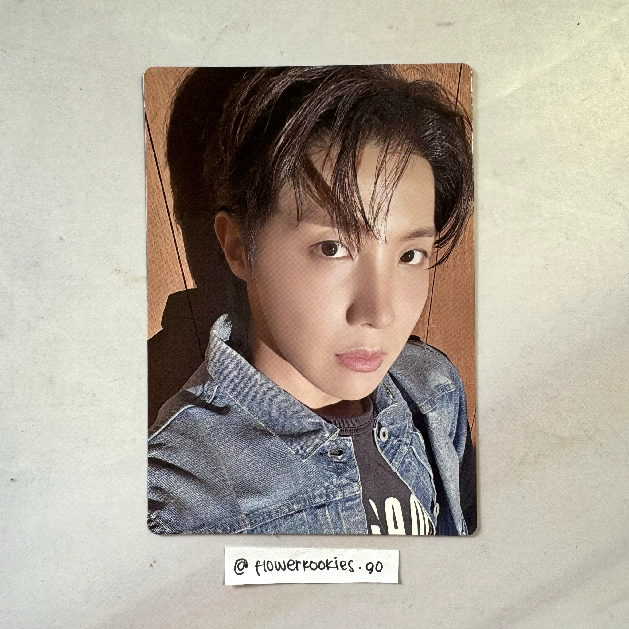 BTS j-hope BTS - j-hope - 1 - Reassign Needed Other weverse global shop (wvg) membership membership gift listing photo 1