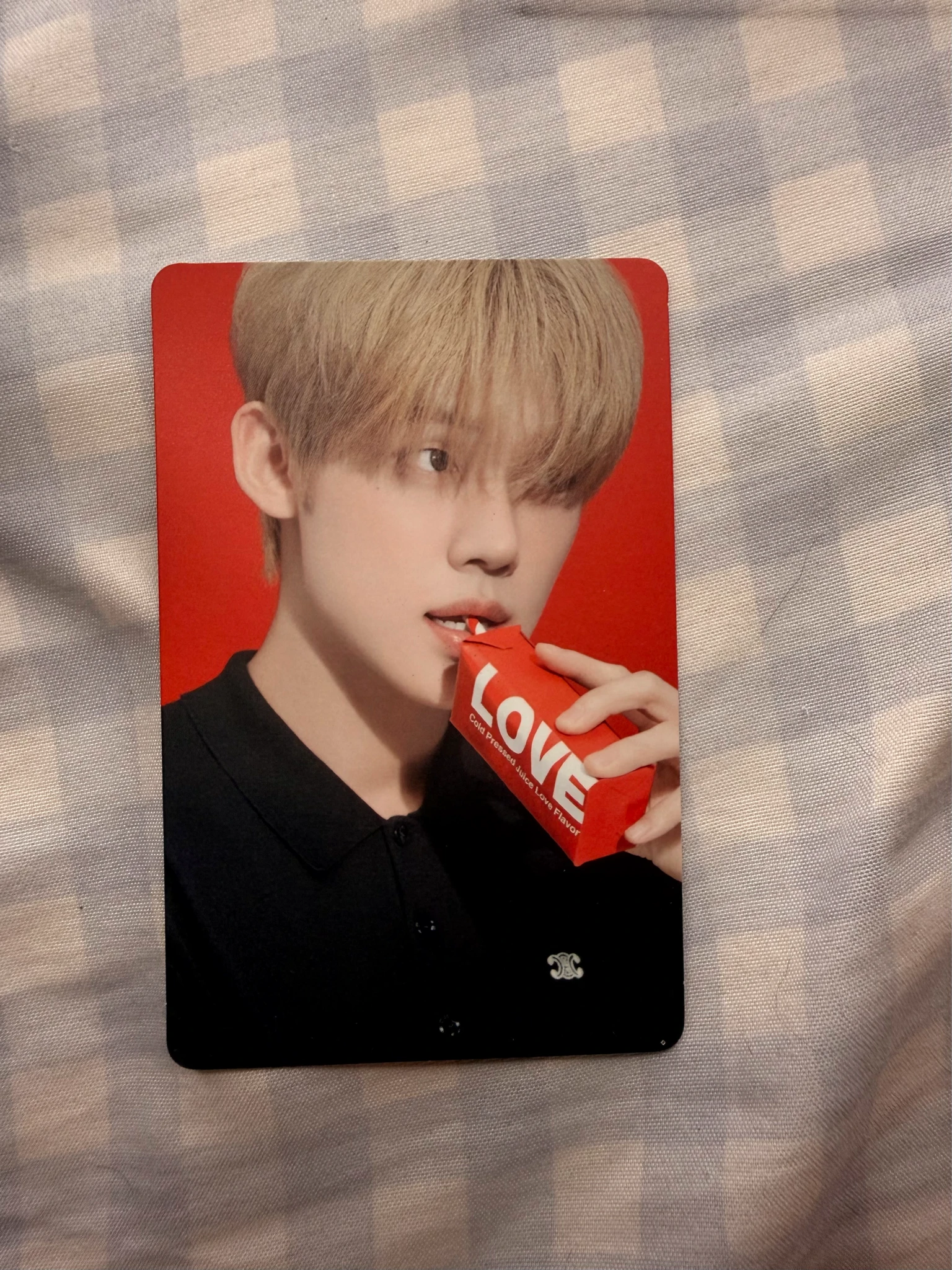 TOMORROW X TOGETHER Yeonjun TOMORROW X TOGETHER - Yeonjun - The Star Chapter: Sanctuary Album album photocard lover ver. non-selfie listing photo 1