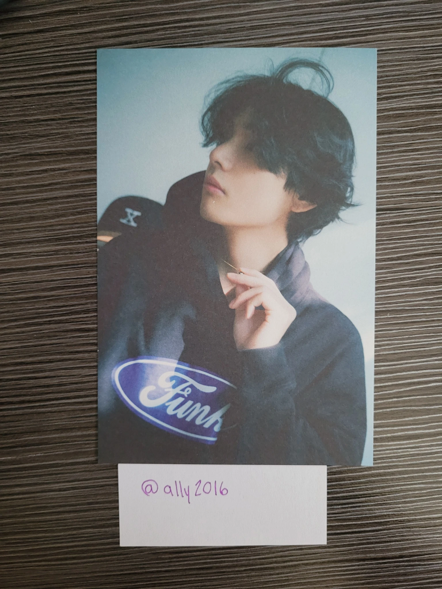BTS V BTS - V - Layover Album album inclusion ver. 3 postcard listing photo 1