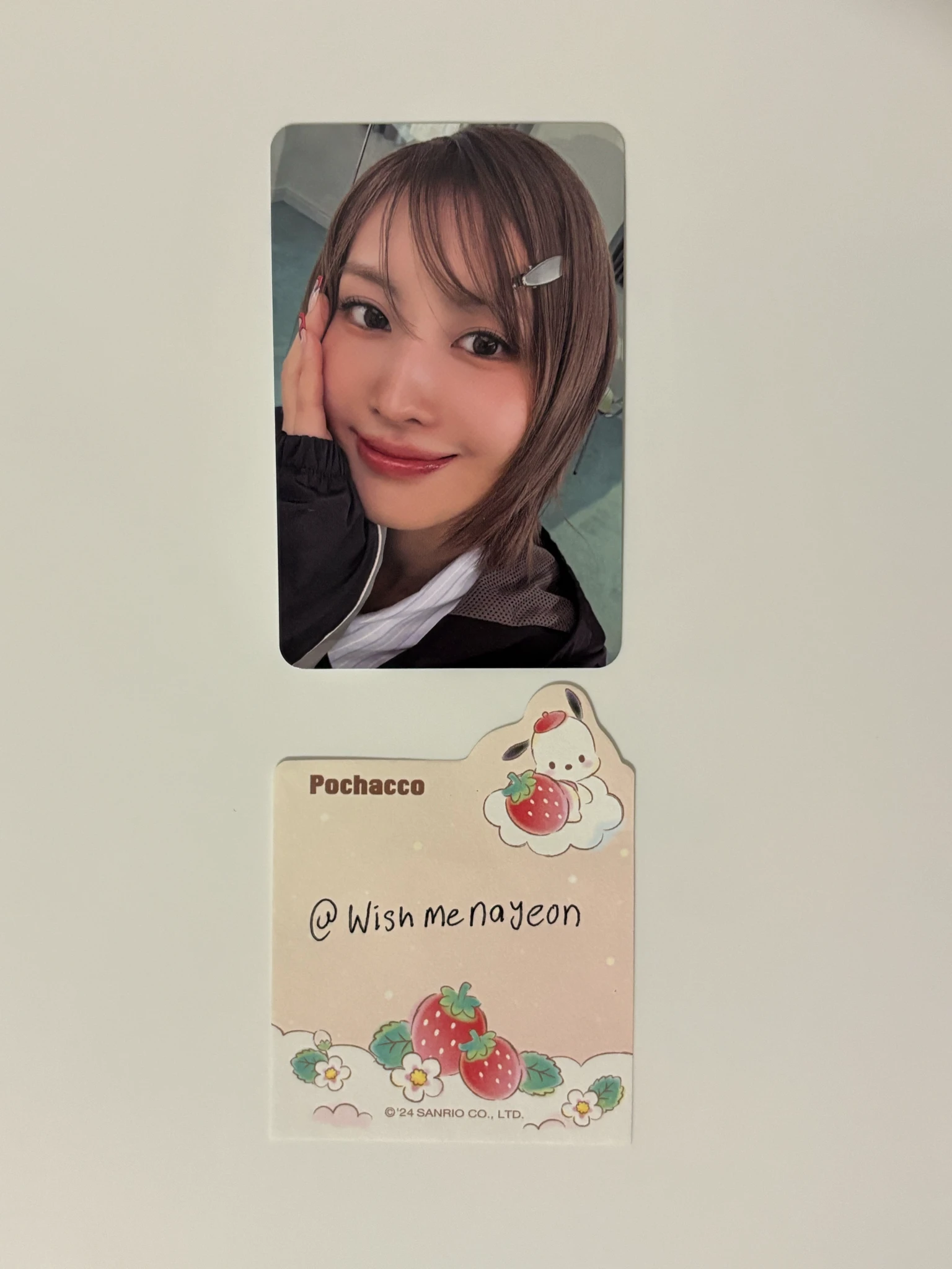 TWICE Momo TWICE-Momo-Album-this is for listing photo 1