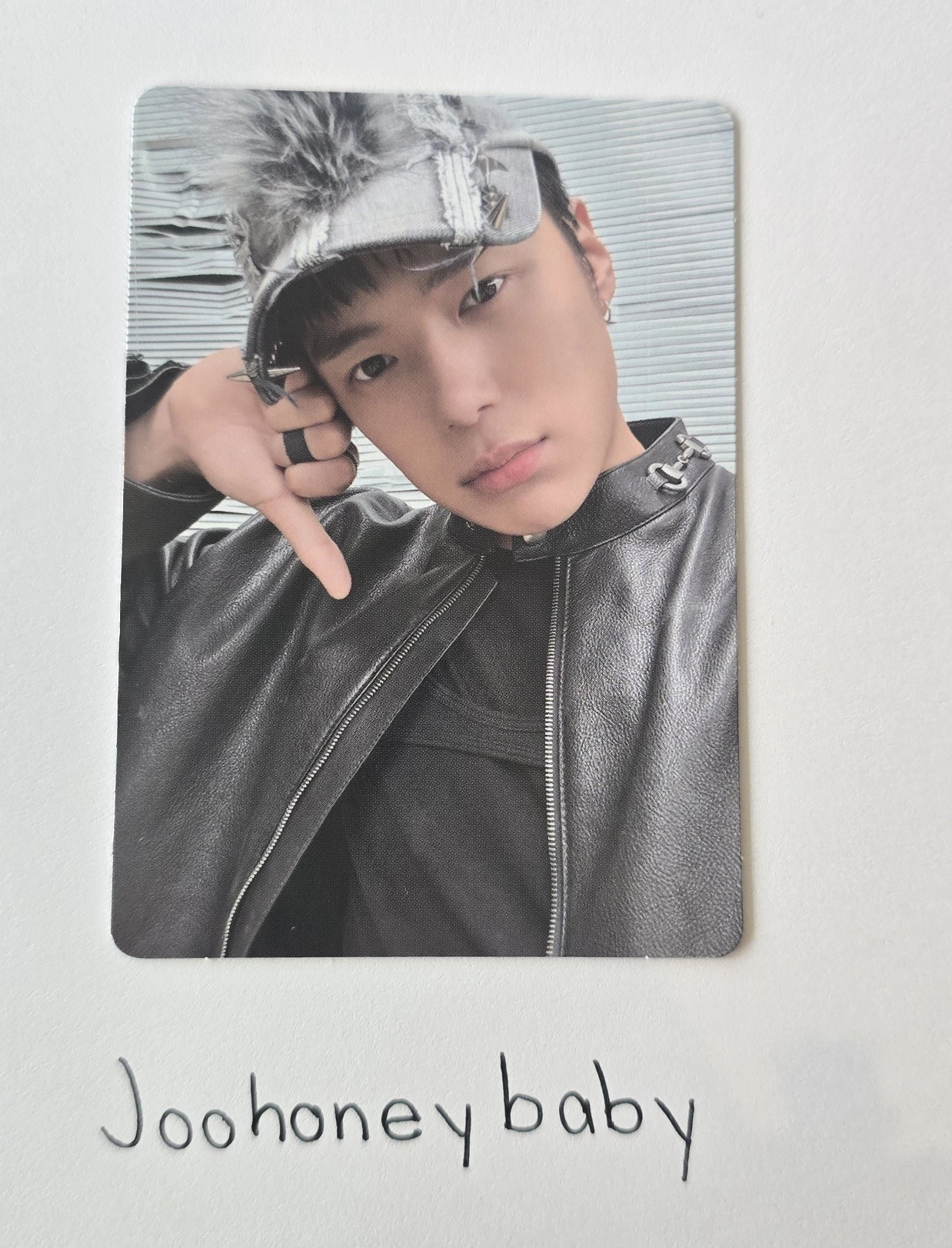 MONSTA X Minhyuk MONSTA X - Minhyuk - The Phase Album retail exclusive target USA listing photo 1