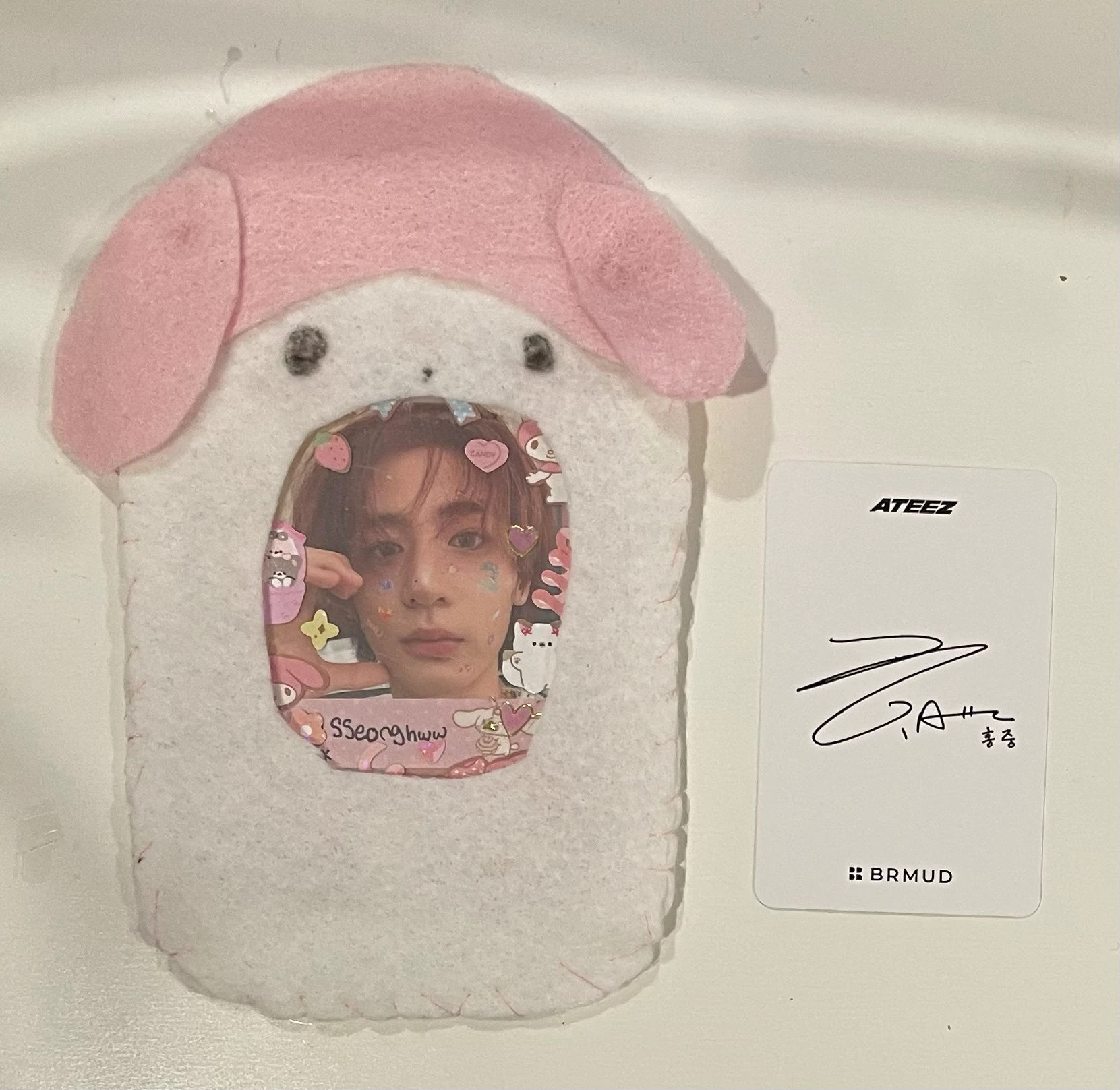 ATEEZ Hongjoong ATEEZ - Hongjoong - BRMUD=ATEEZ  Other merch collab listing photo 2