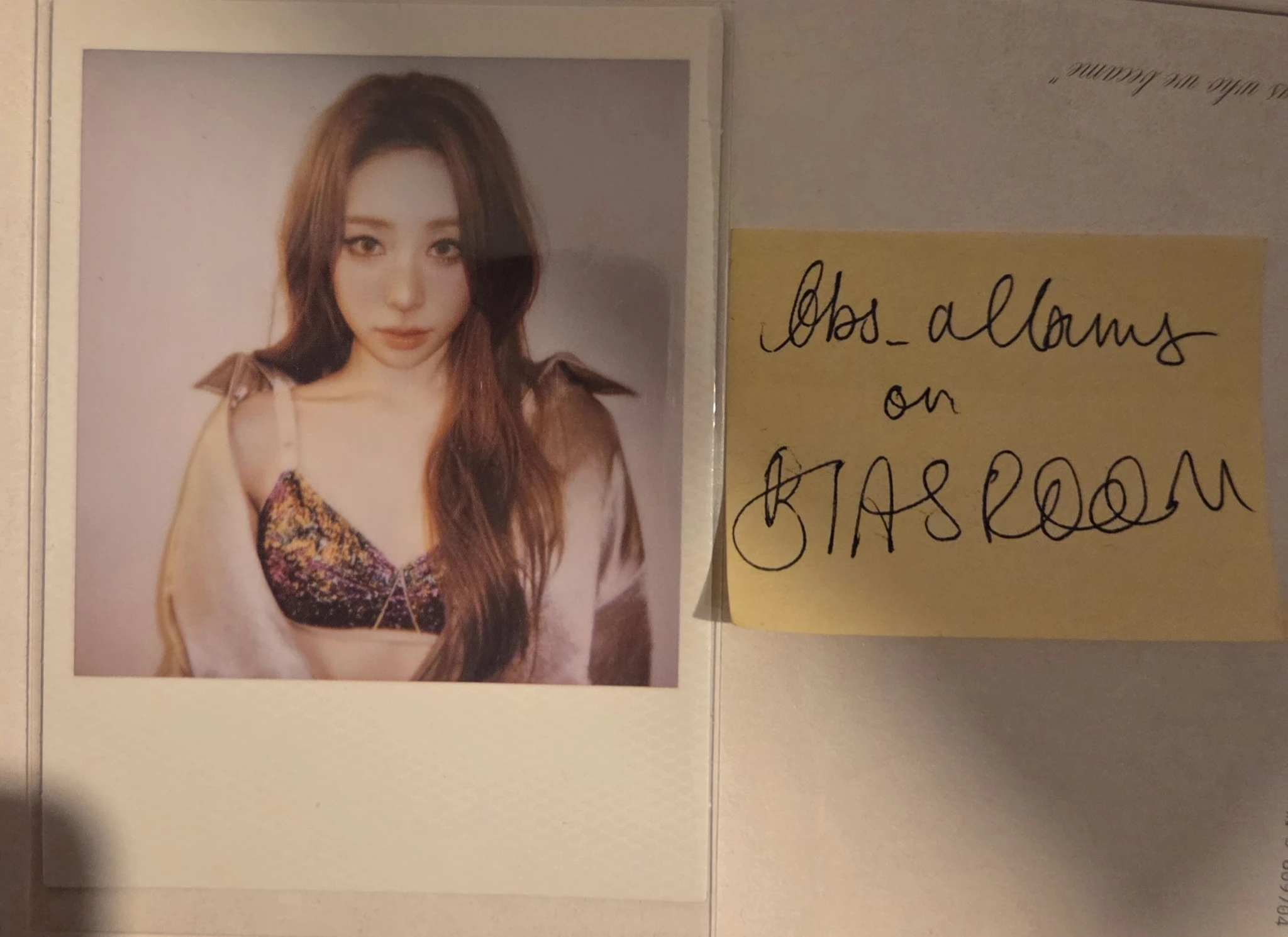 I.O.I Yeonjung I.O.I - Yeonjung - LOOP Album polaroid album inclusion listing photo 1