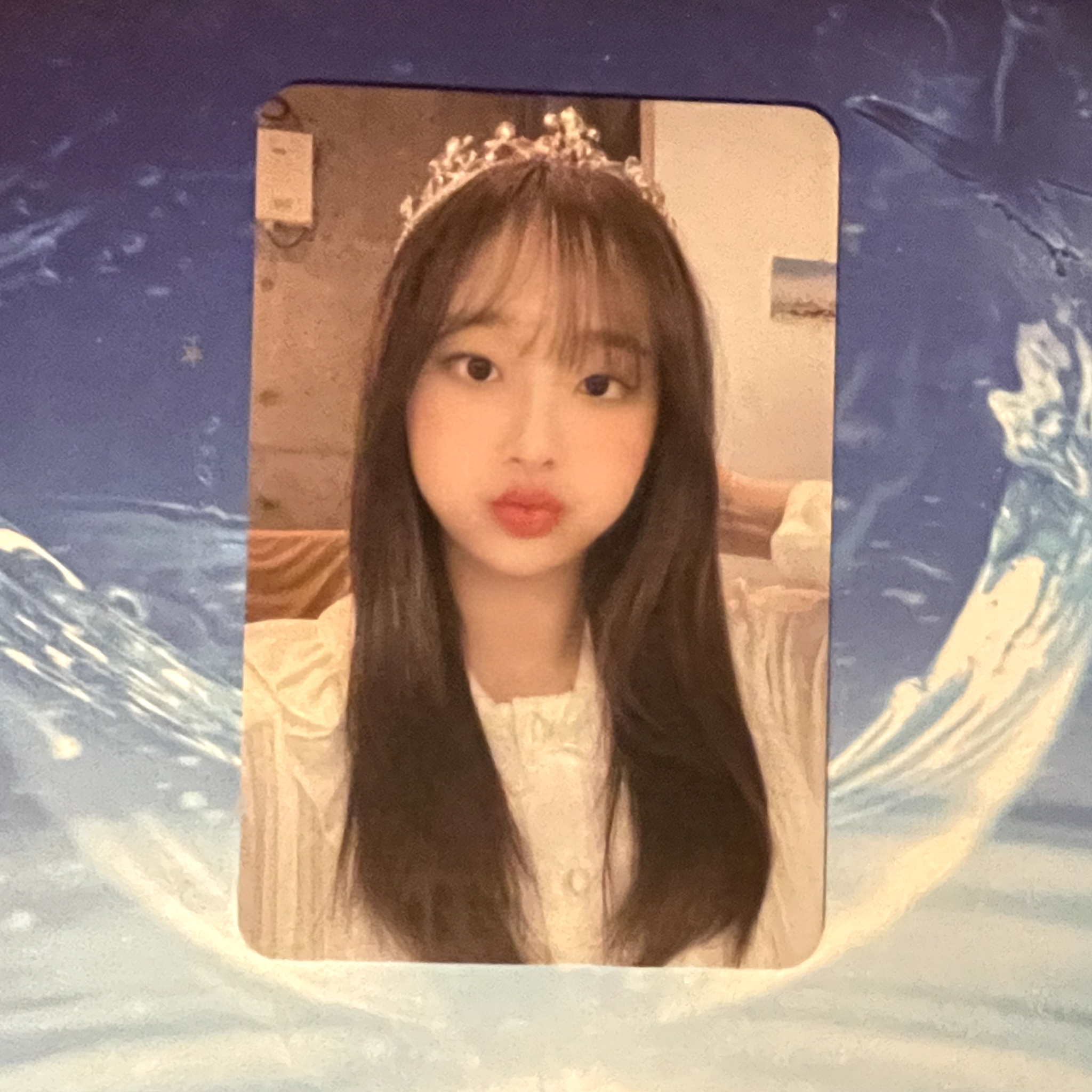 LOONA Chuu LOONA - Chuu - Lightstick Other lightstick 1st anniversary merch photocard pre-order benefit photocard set listing photo 1