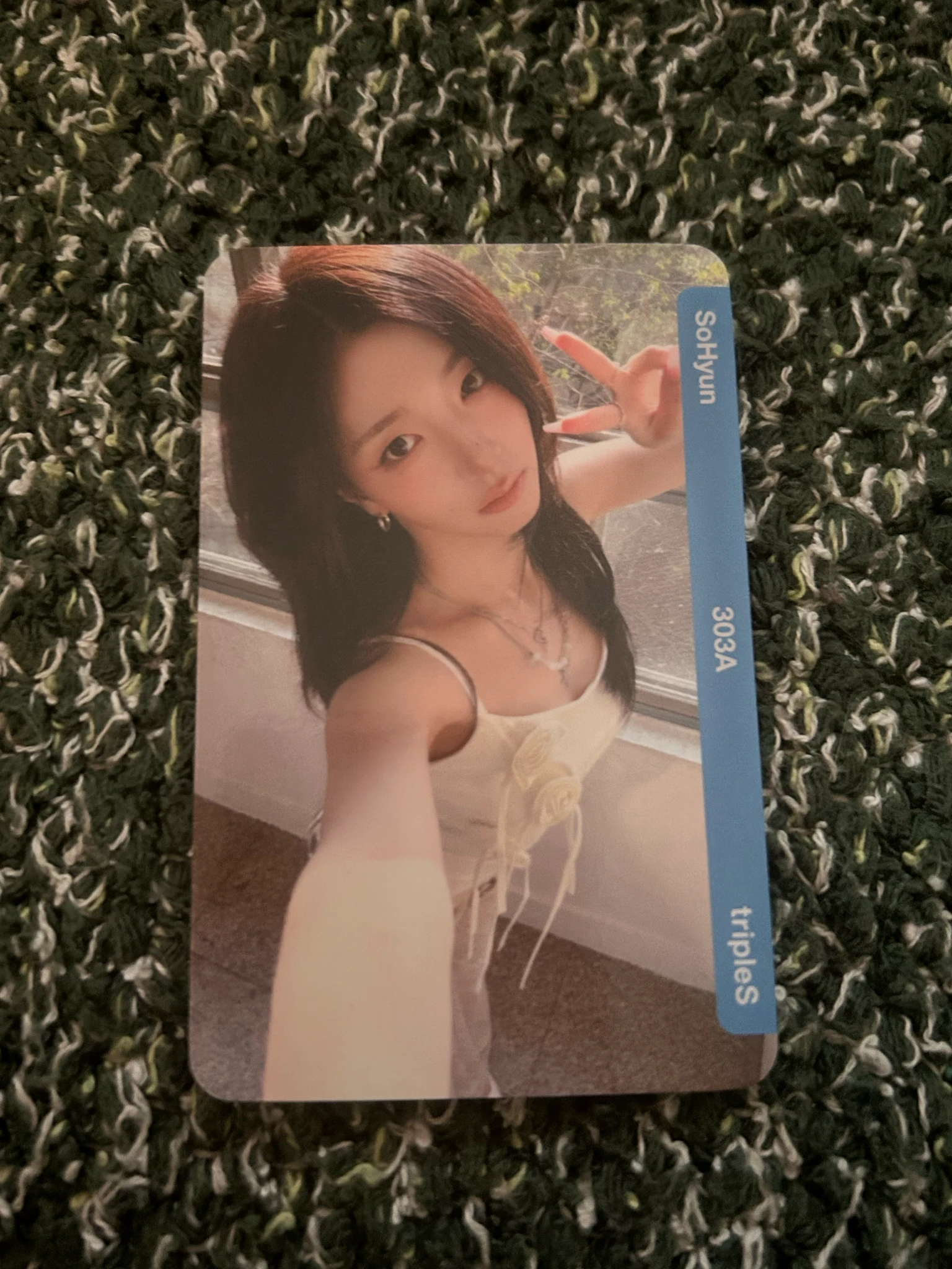 tripleS Sohyun tripleS - Sohyun - LOVE&POP pt.1 Album album photocard wallflower version listing photo 1