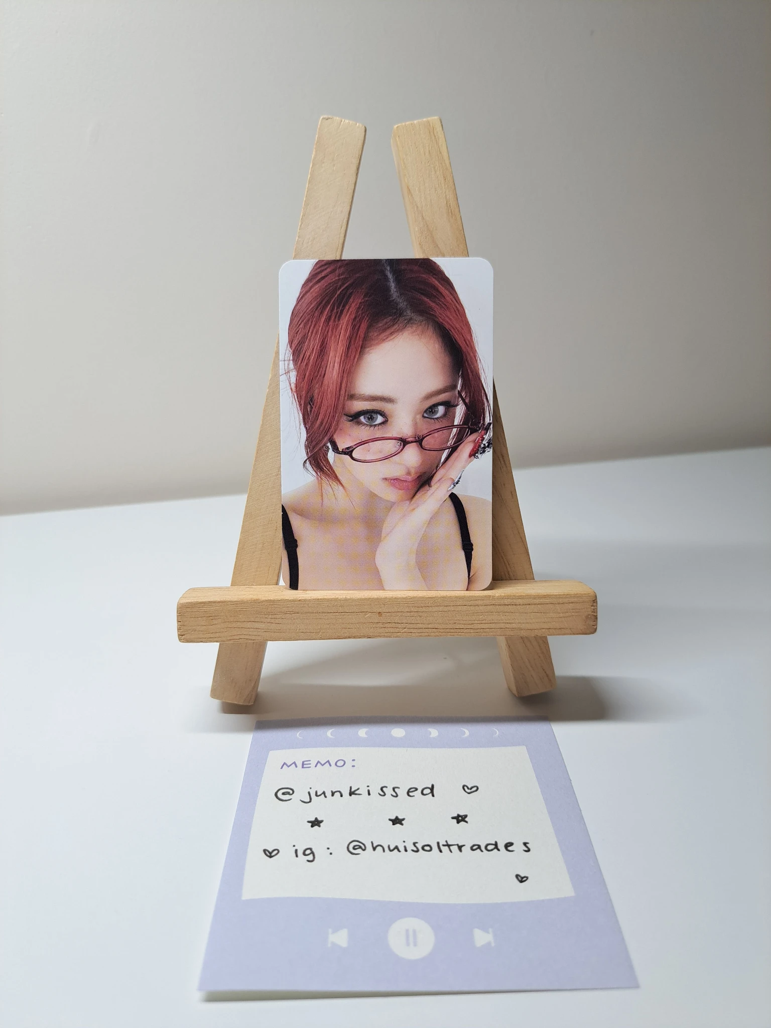 LE SSERAFIM Huh Yunjin LE SSERAFIM - Huh Yunjin - CRAZY Album compact version album photocard green elves version listing photo 1
