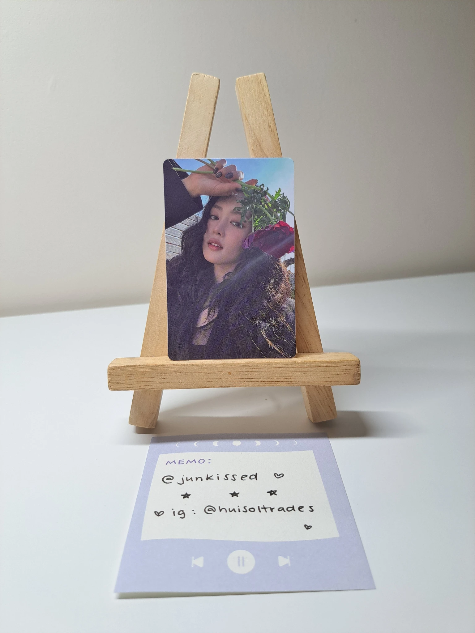 i-dle Minnie (G)I-DLE - Minnie - HER Album 6050C ver. standard ver. album photocard solo album listing photo 1