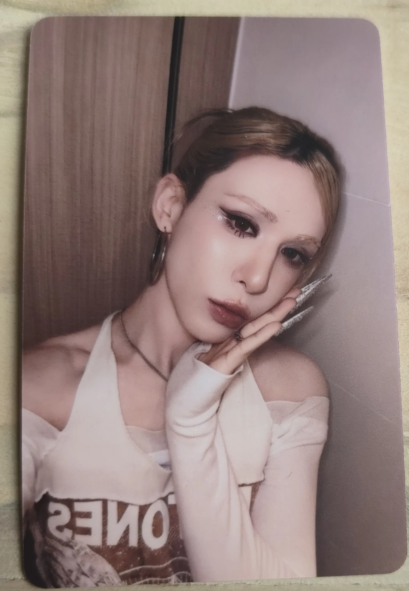 XLOV Wumuti XLOV - Wumuti - XLOV - Oceania Tour Event merch photocard photocard set B version listing photo 1