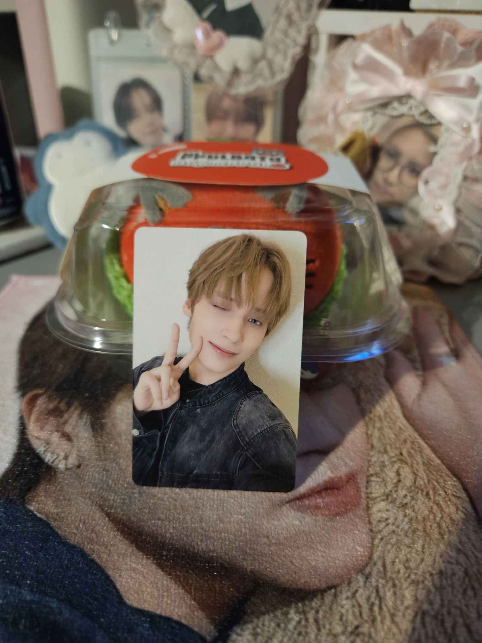 TOMORROW X TOGETHER Huening Kai TOMORROW X TOGETHER - Huening Kai - The Star Chapter: Together Album KMStation fansign round 1 listing photo 1