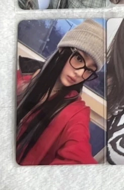 NewJeans Minji NewJeans - Minji - How Sweet Album album photocard weverse album version C version version 1 listing photo 1