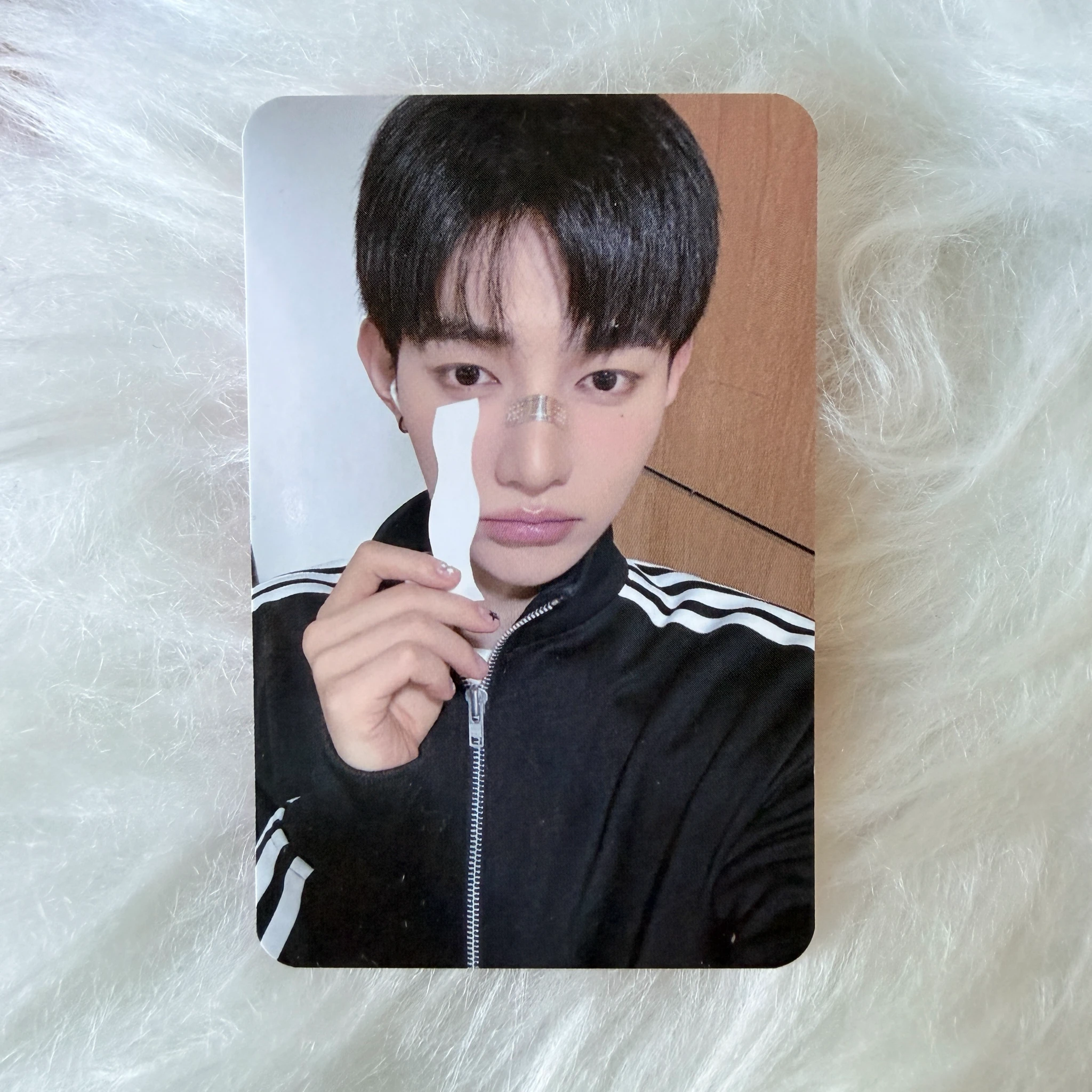 AND2BLE Hao AND2BLE - Hao - Sequence 01: Curiosity Album kpop store video call (fancall) round 2 listing photo 1