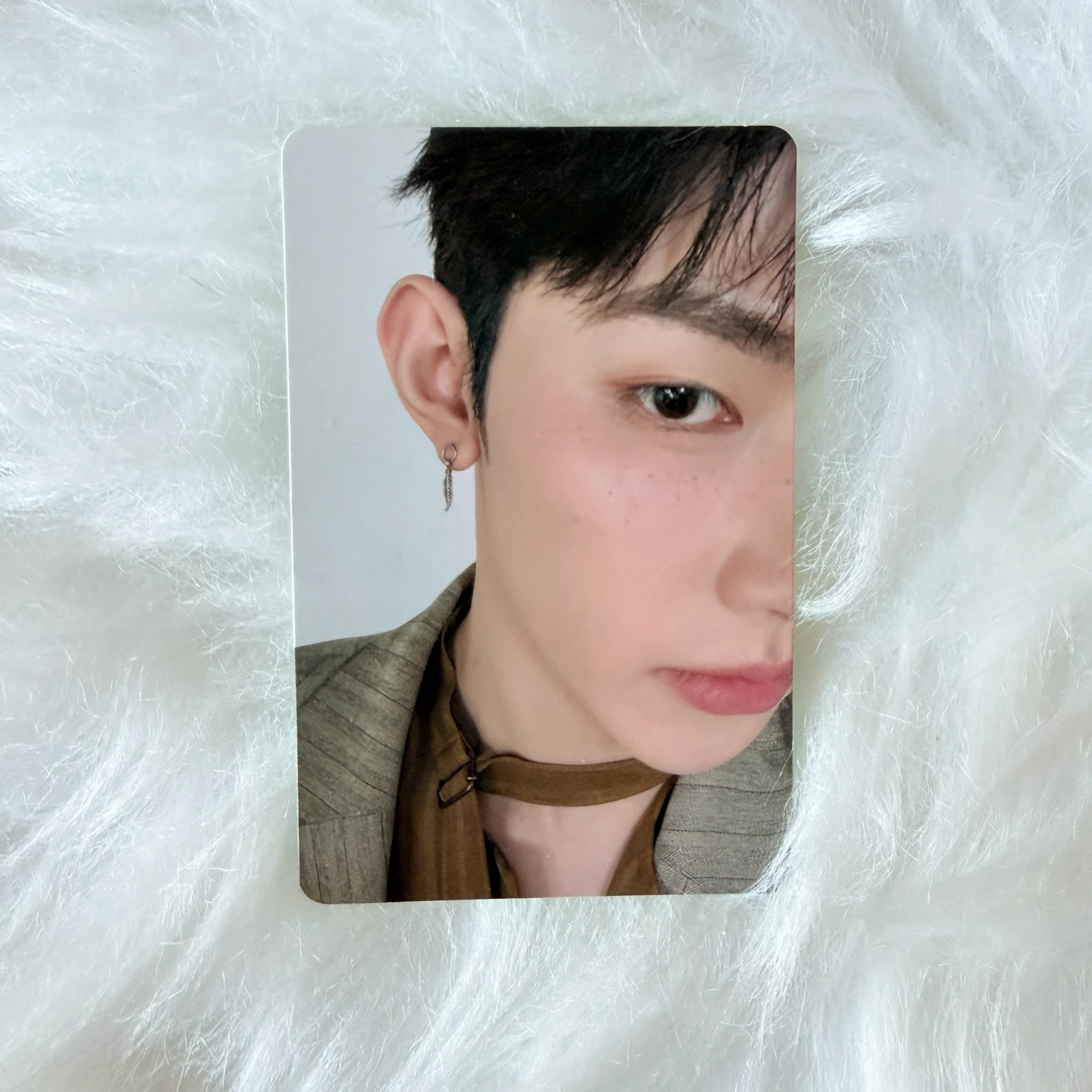 AND2BLE Hao AND2BLE - Hao - Sequence 01: Curiosity Album album photocard listing photo 1