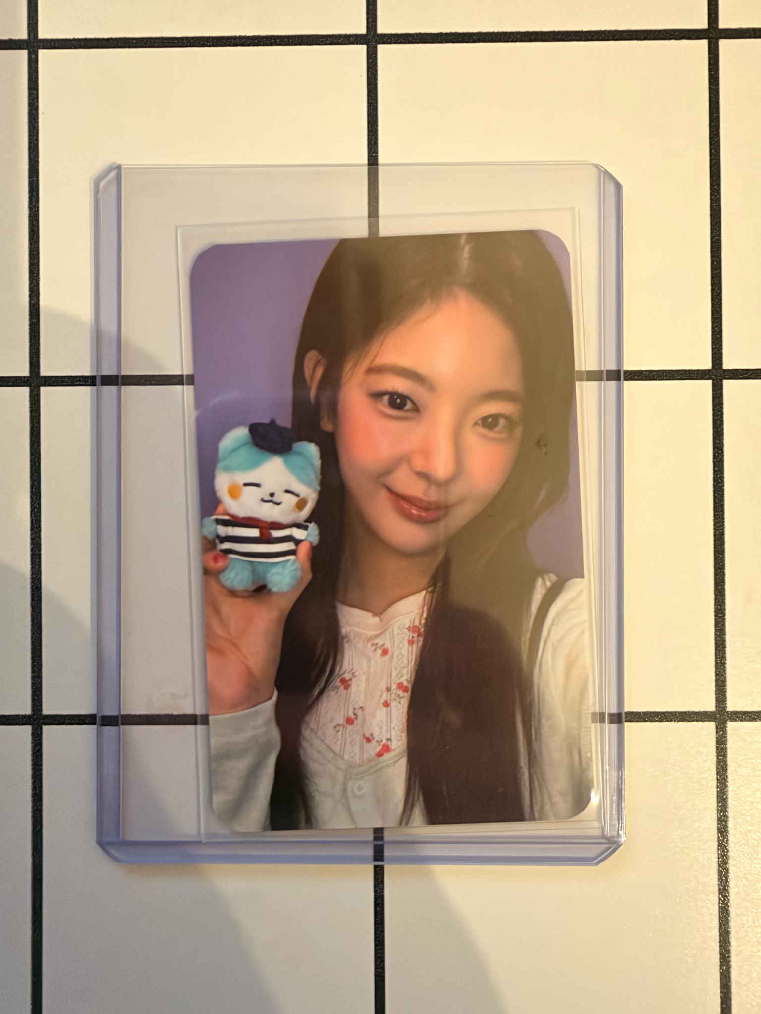 ITZY Lia ITZY - Lia - ITZY X TWINZY GLOBAL POP-UP STORE "ROLL THE WORLD" Event merch photocard purchase benefit twinzy listing photo 1