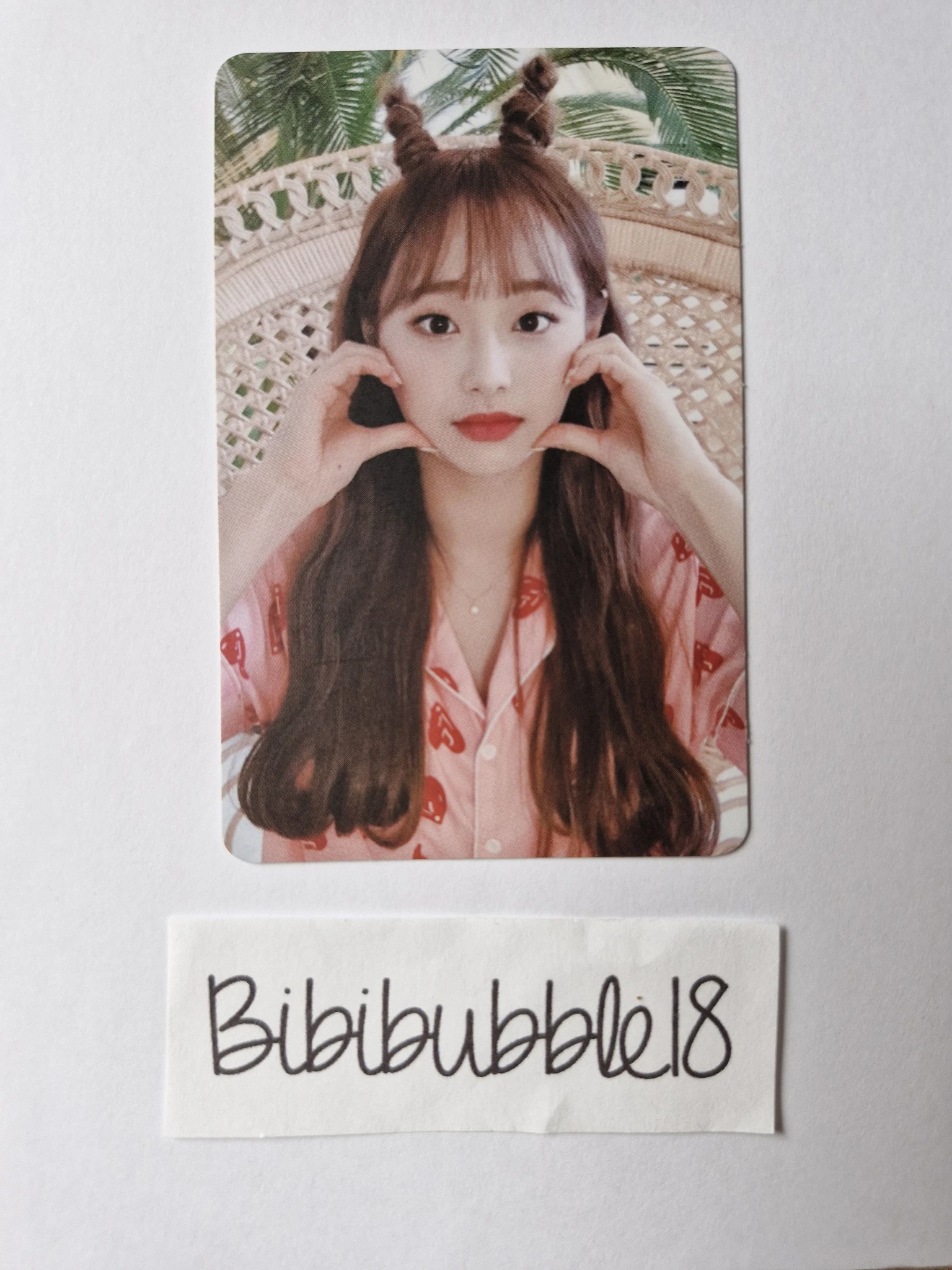 LOONA Chuu LOONA - Chuu - 2020 Season's Greetings Other season's greetings photocard set listing photo 1