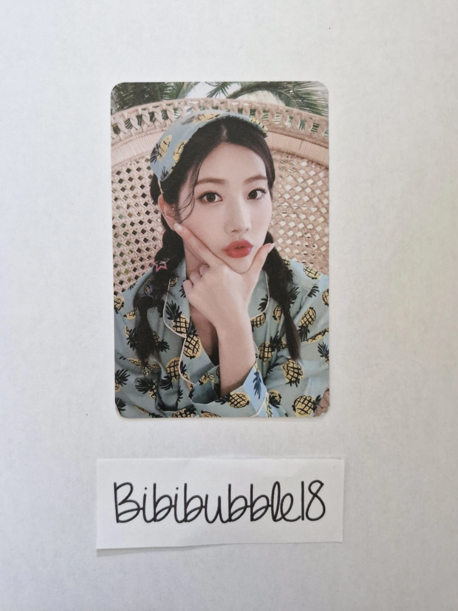 LOONA Kim Lip LOONA - Kim Lip - 2020 Season's Greetings Other season's greetings photocard set listing photo 1