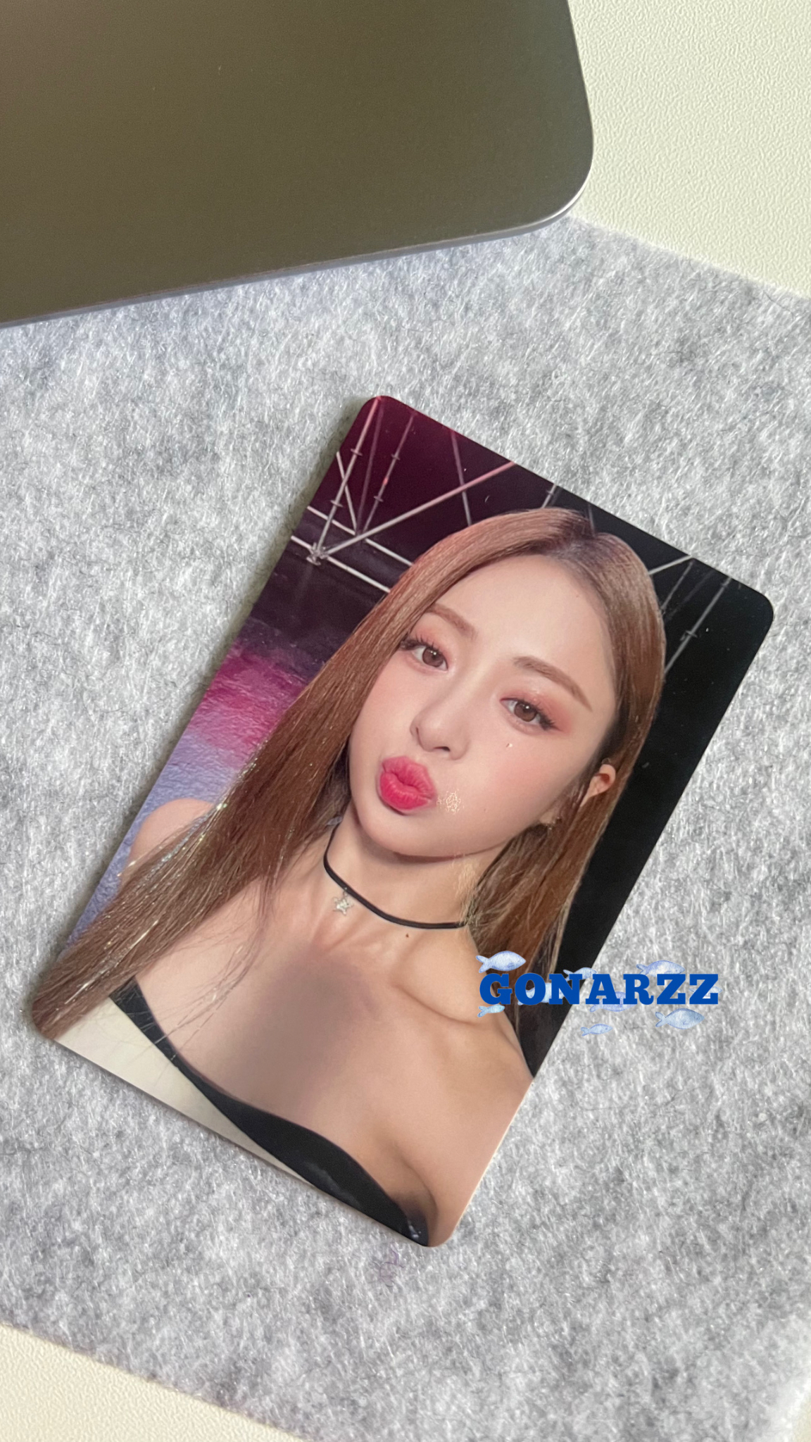 LE SSERAFIM Huh Yunjin LE SSERAFIM - Huh Yunjin - FEARLESS (Japanese Ver.) Album merch trading card listing photo 1