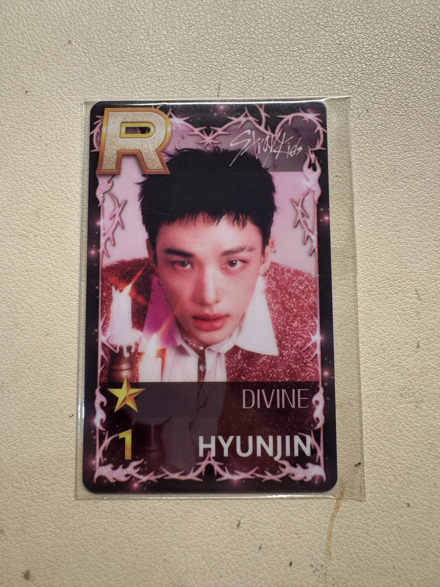 Stray Kids Hyunjin Stray Kids - Hyunjin - Do It Album superstar listing photo 1
