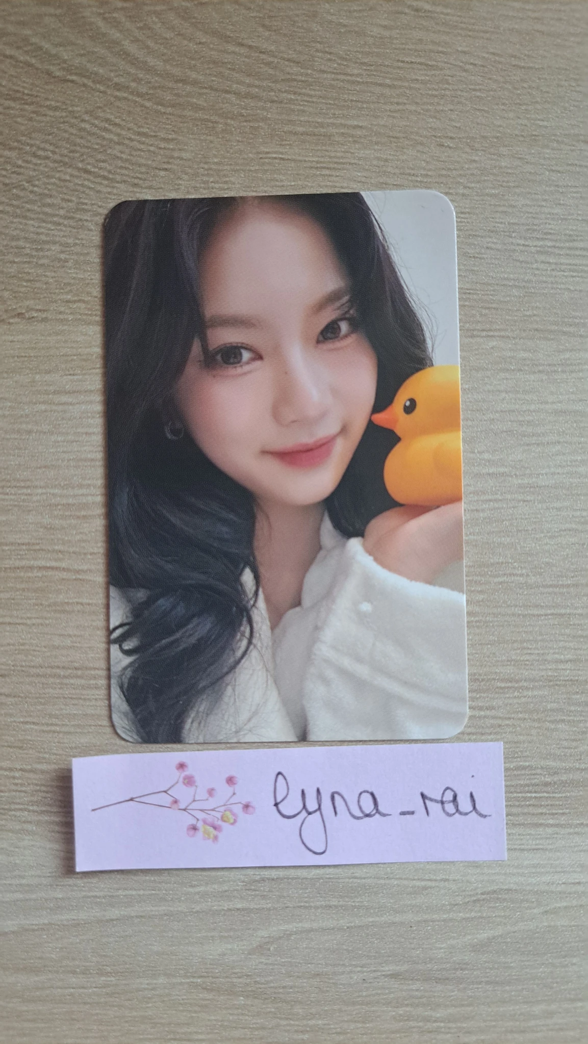STAYC Isa STAYC - Isa - S Album makestar video call (fancall) round 5 listing photo 1