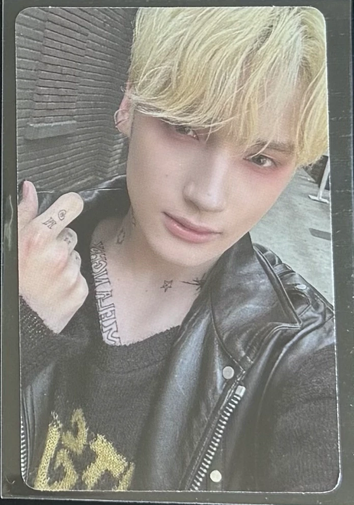 TOMORROW X TOGETHER Huening Kai TOMORROW X TOGETHER - Huening Kai - The Name Chapter: Freefall Album weverse albums ver. listing photo 1
