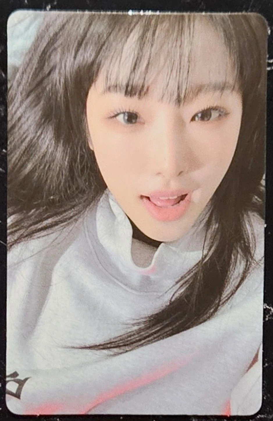 Yena Yena Yena - Yena - Love War Album album photocard love version listing photo 1
