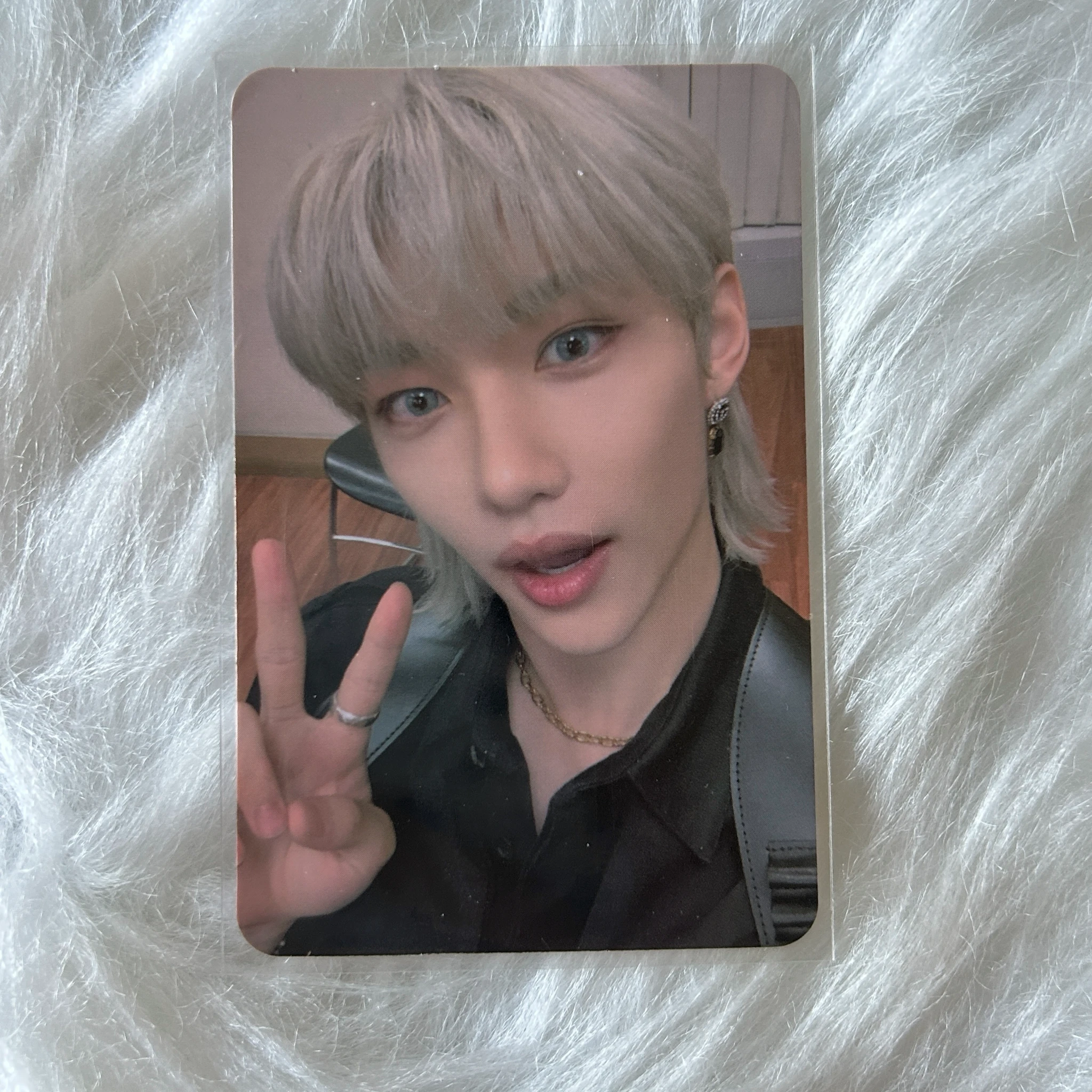 Stray Kids Felix Stray Kids - Felix - In Life Album yizhiyu video call fansign round 2 listing photo 1