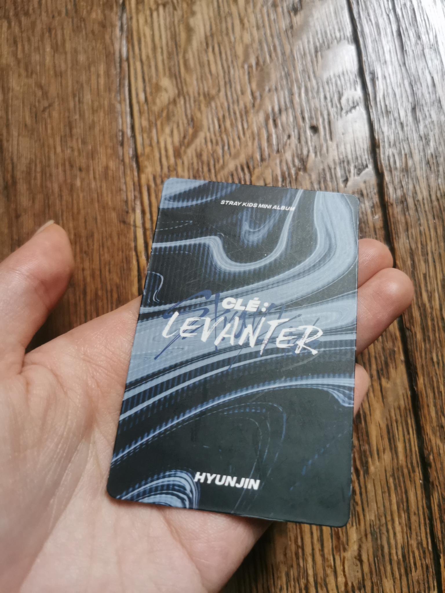 Stray Kids Hyunjin Stray Kids - Hyunjin - Clé: Levanter Album album photocard limited ver. lenticular listing photo 3