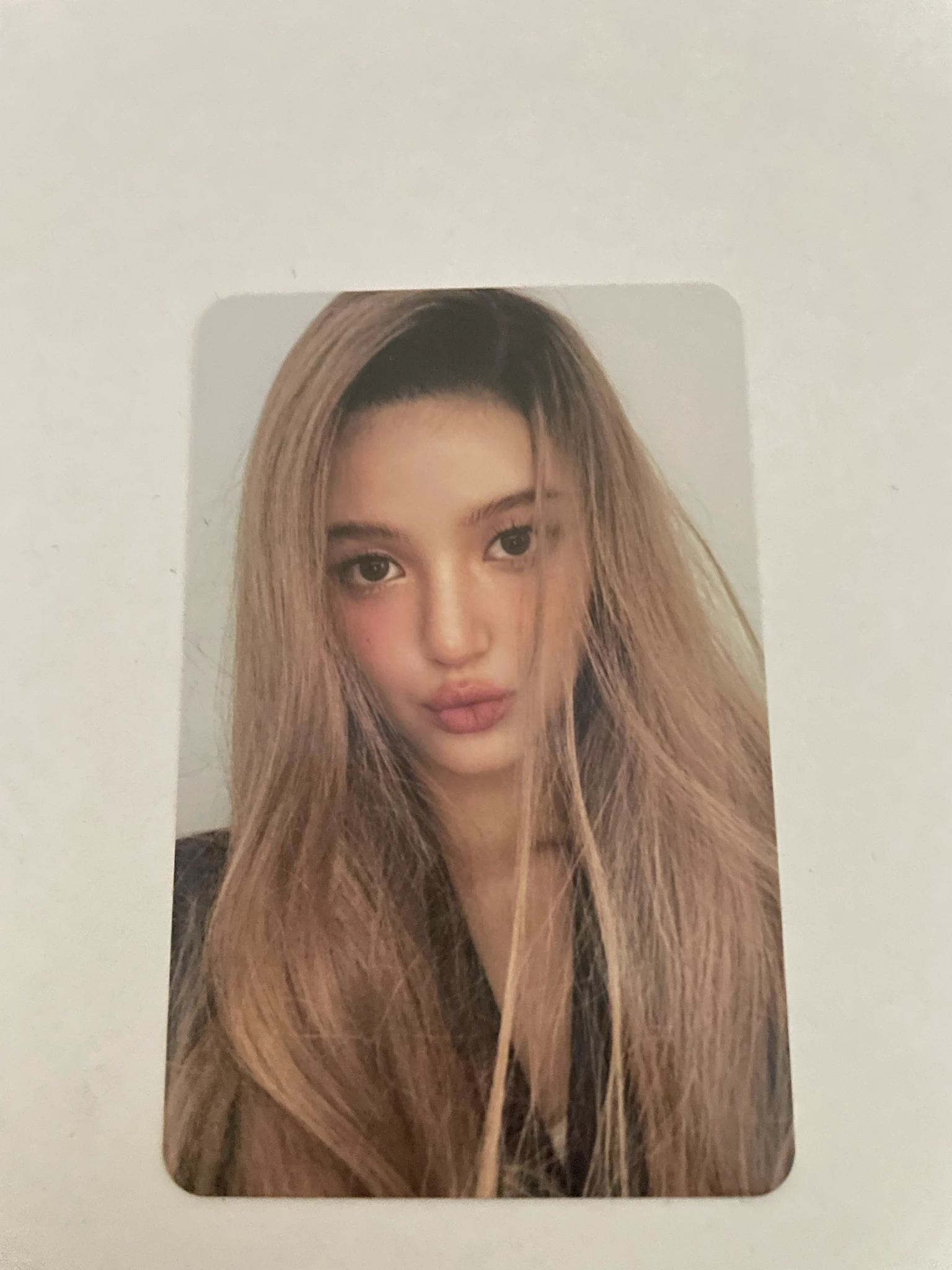 NewJeans Danielle NewJeans - Danielle - How Sweet Album album photocard danielle version listing photo 1