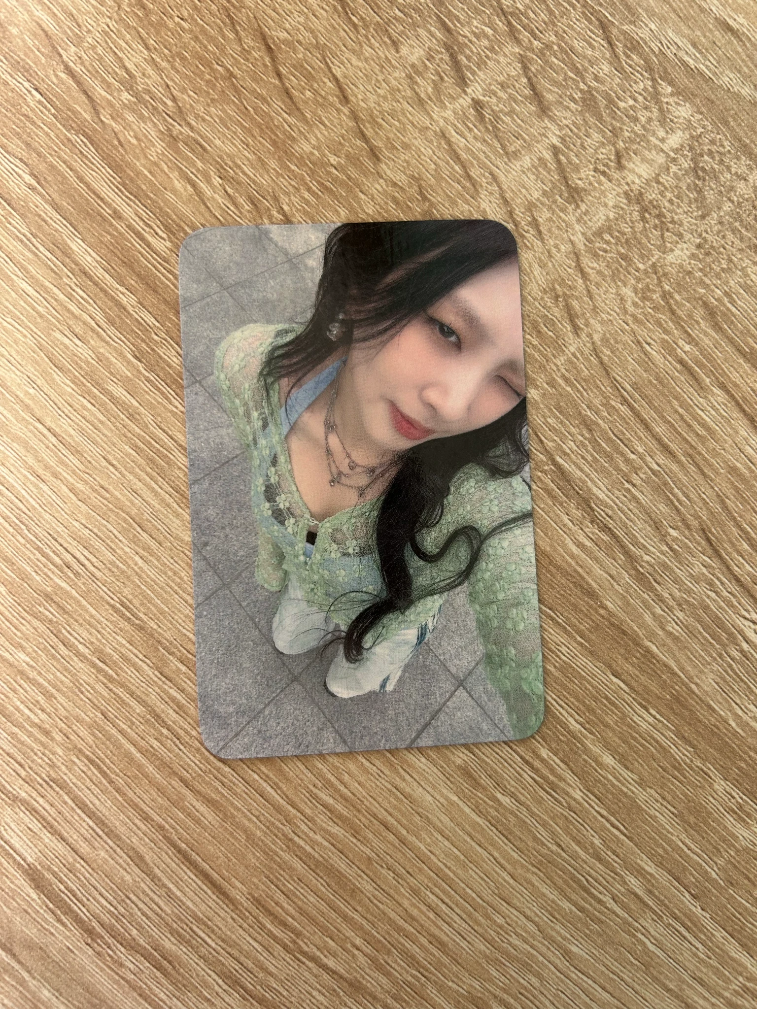 KARD Jiwoo KARD - Jiwoo - KARD 2023 World Tour Playground Event merch photocard photocard set tour merch listing photo 1