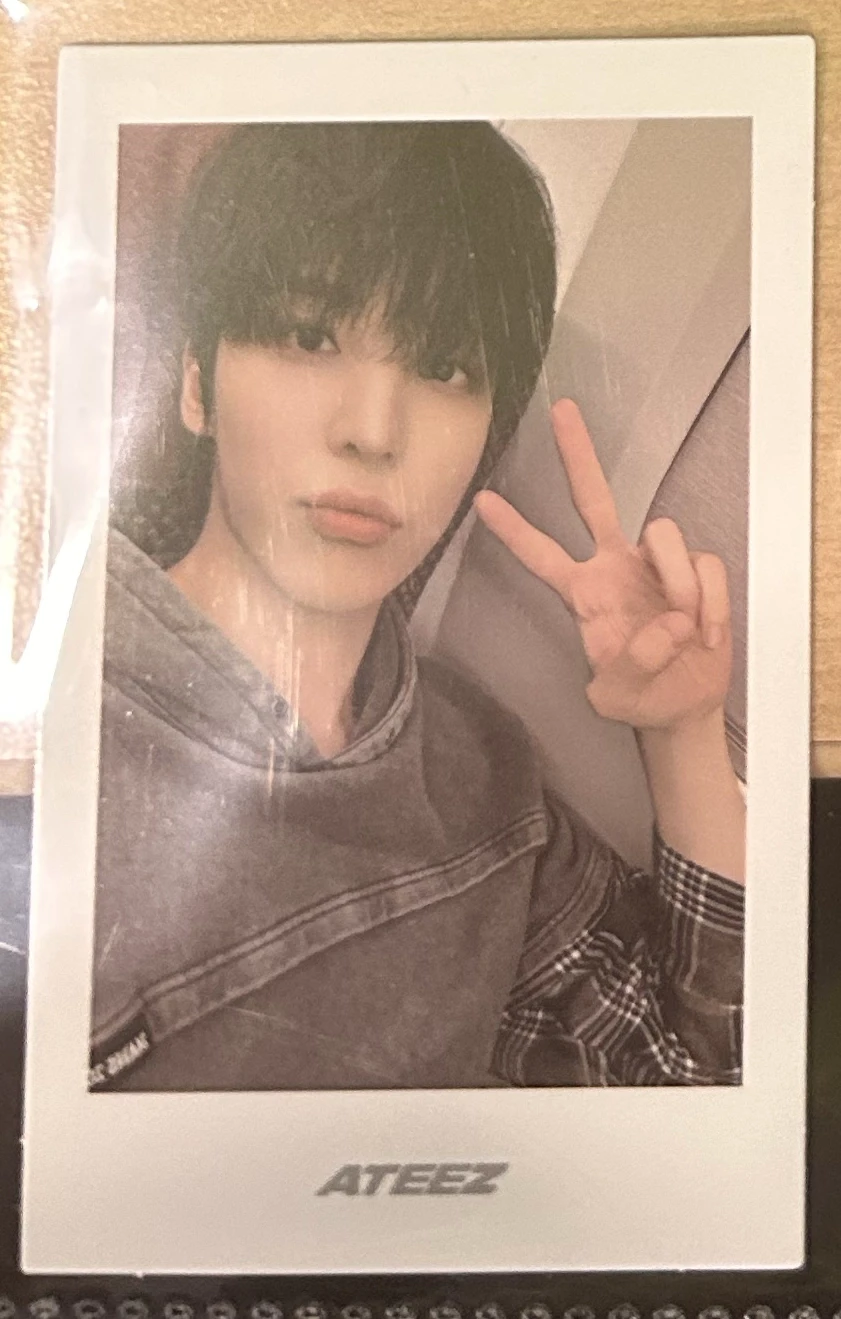 ATEEZ Yunho ATEEZ - Yunho - Golden Hour : Part.3 Album poca album polaroid listing photo 1