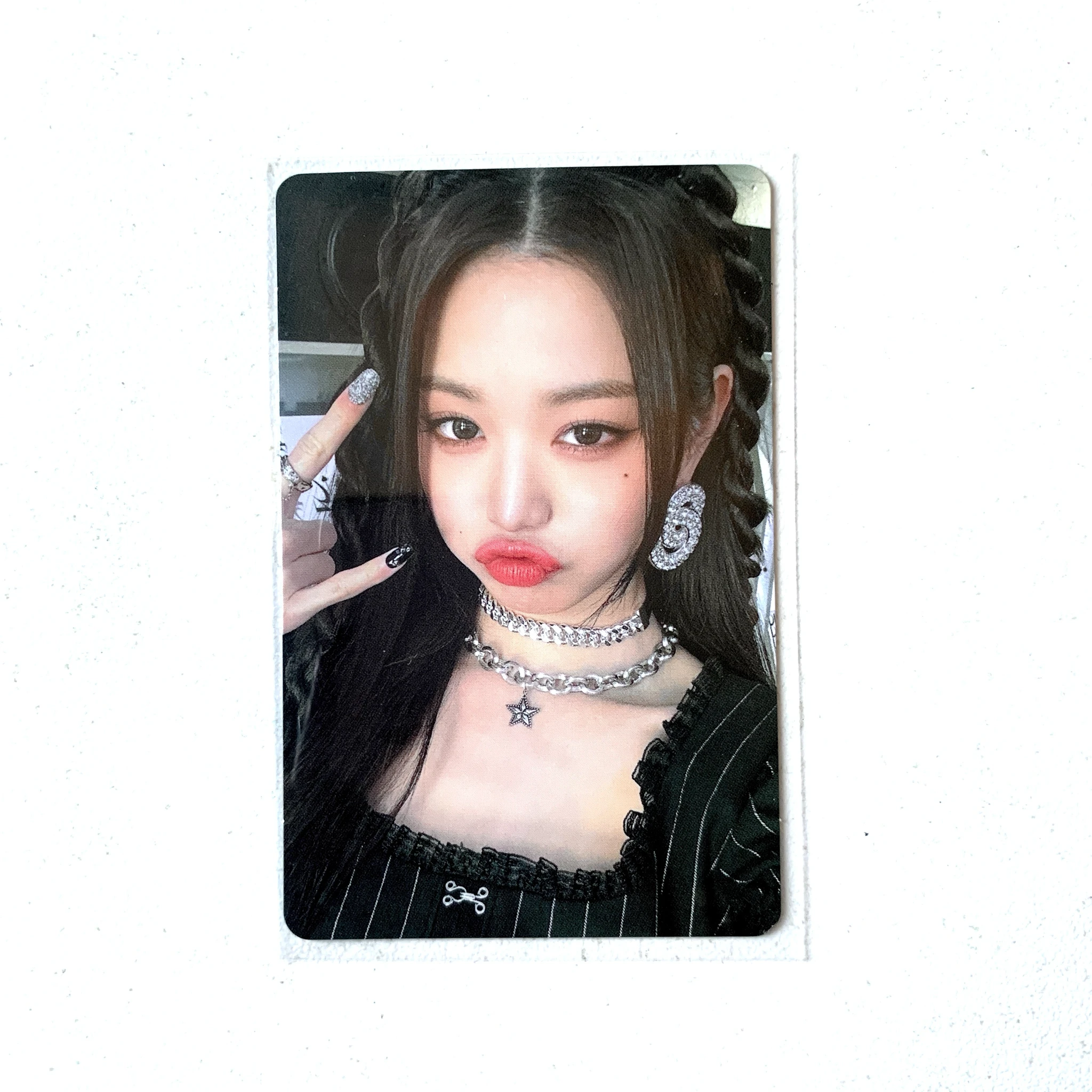 IVE Wonyoung IVE - Wonyoung - WAVE (c ver.) listing photo 1