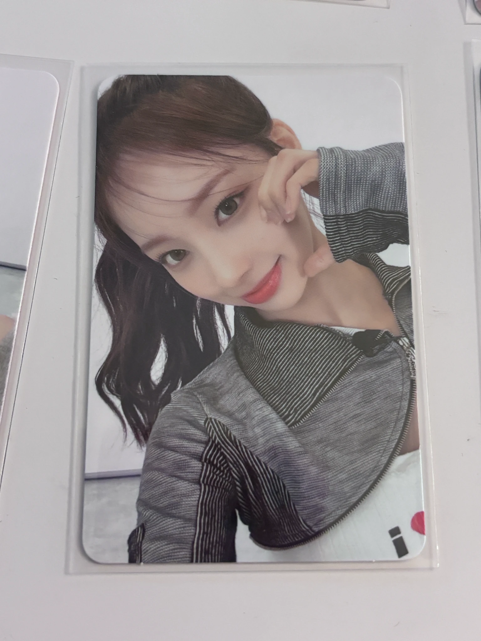 RESCENE Woni RESCENE - Woni - Re:Scene Album makestar video call (fancall) double-sided listing photo 1
