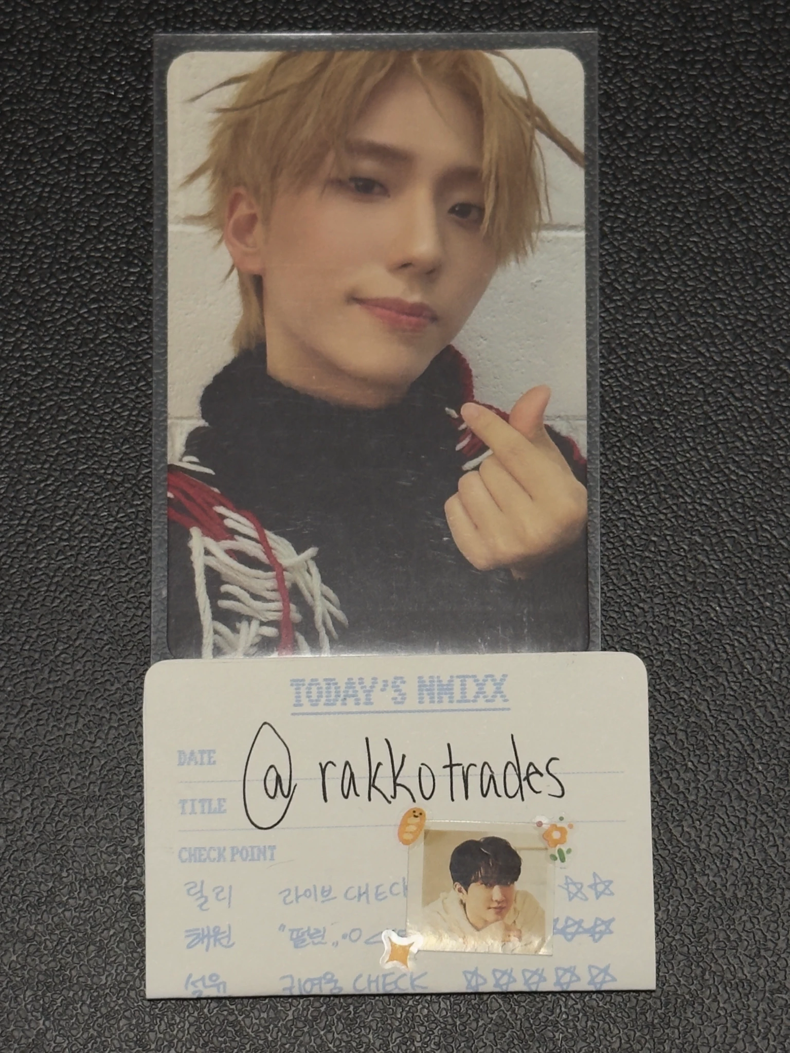 Xdinary Heroes Gunil Xdinary Heroes - Gunil - Overload Album album photocard random photocard listing photo 1