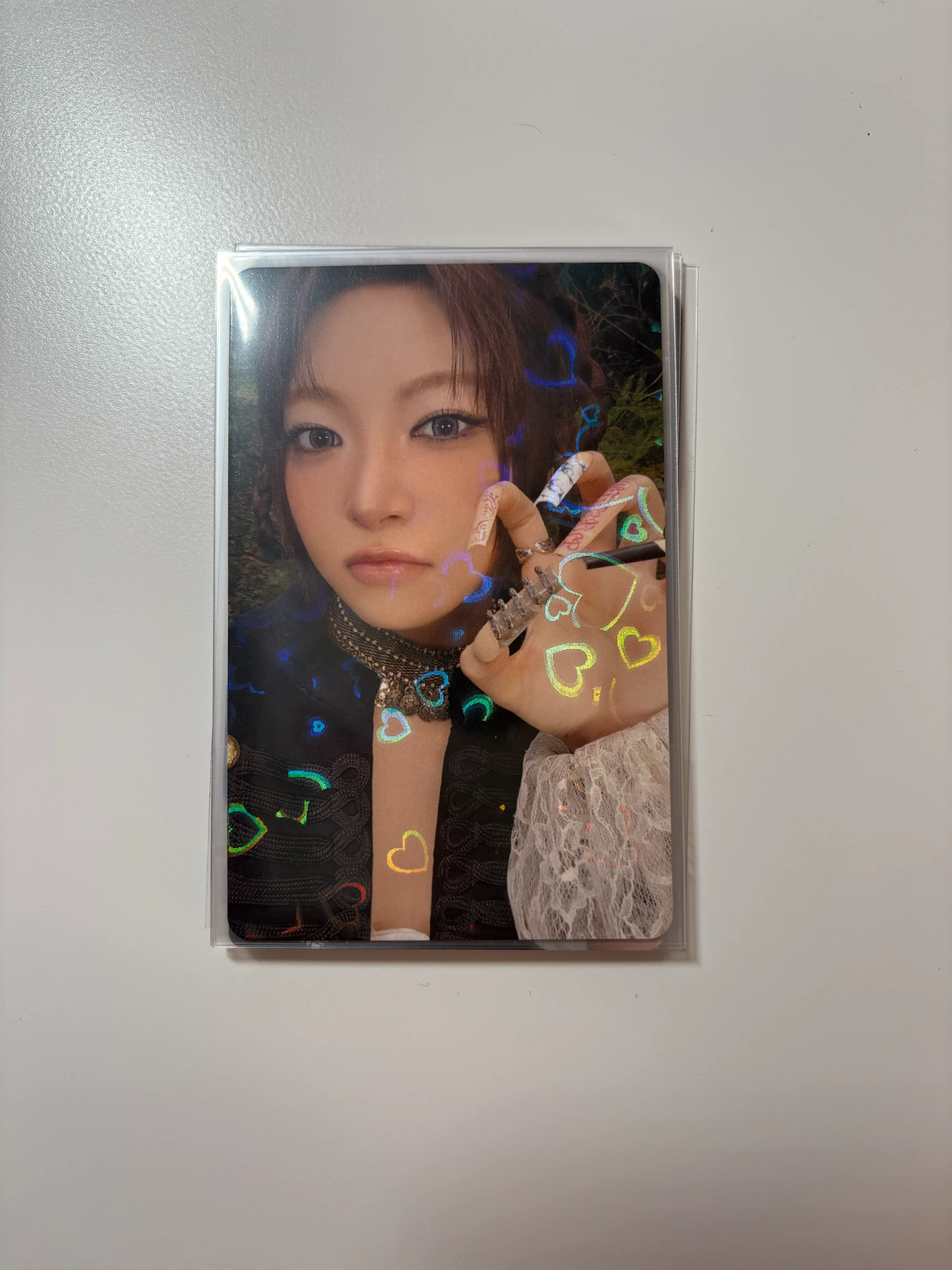 LE SSERAFIM Hong Eunchae LE SSERAFIM - Hong Eunchae - PUREFLOW pt.1 Album ums japan (universal music store) pob (pre-order benefit) compact version holographic (hologram) listing photo 1