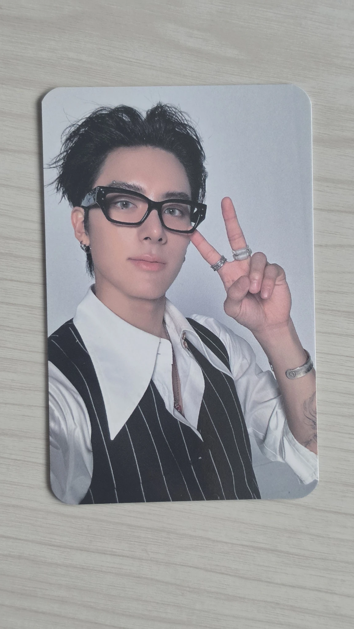 THE BOYZ Eric THE BOYZ - Eric - Trigger Album album photocard pioneer version listing photo 1