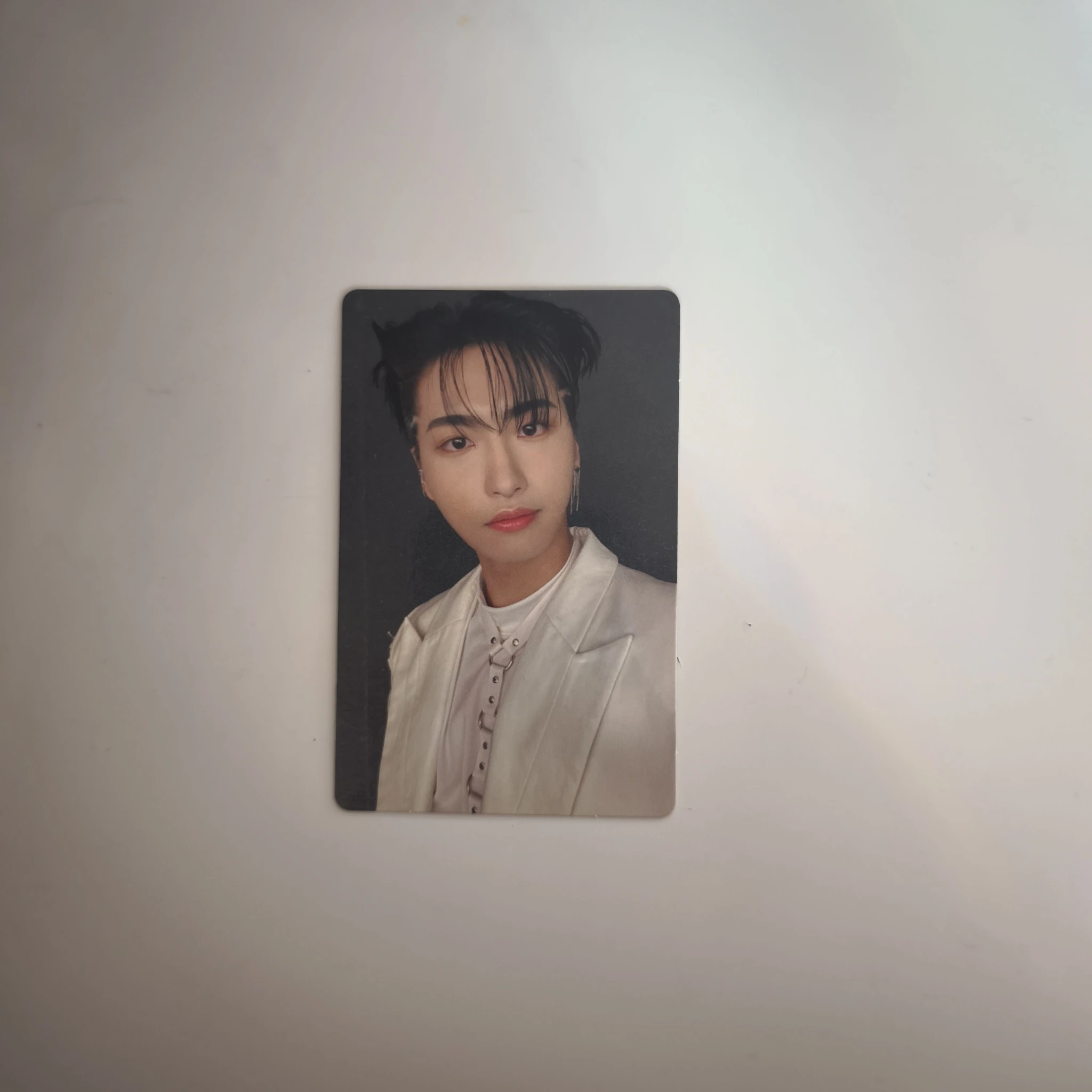 ATEEZ Seonghwa ATEEZ - Seonghwa - THE WORLD EP.1 : MOVEMENT Album hello82 USA pob (pre-order benefit) listing photo 1