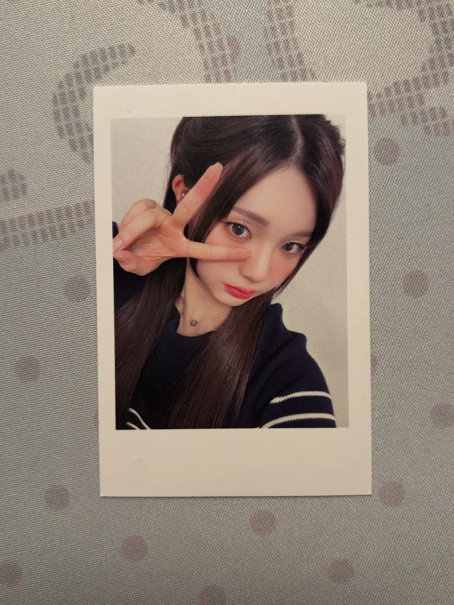 tripleS Yeonji tripleS - Yeonji - Performante Album lucky draw (LD) polaroid europe (EU) exclusive k idol shop listing photo 1