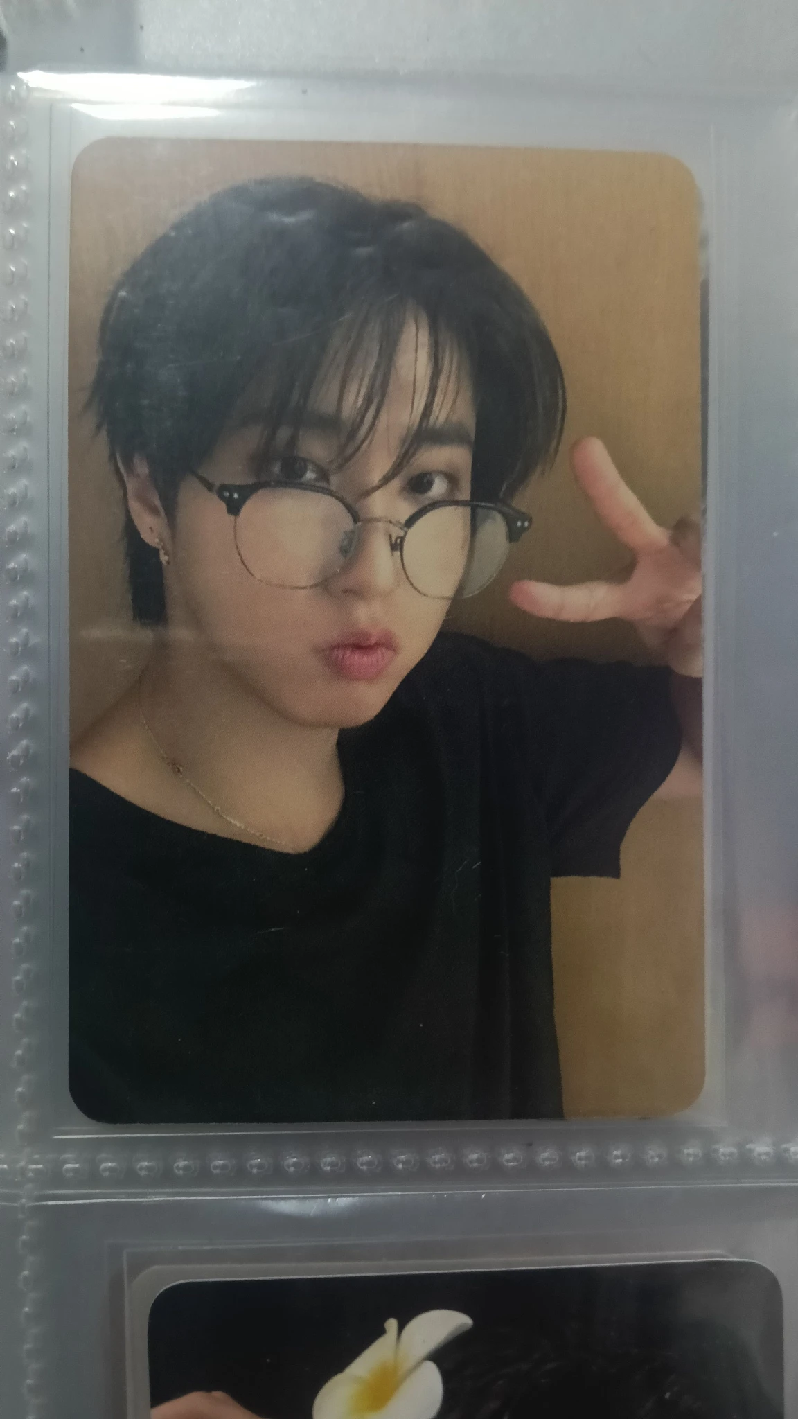 Stray Kids HAN Stray Kids - HAN - KARMA Album starriver video call listing photo 1