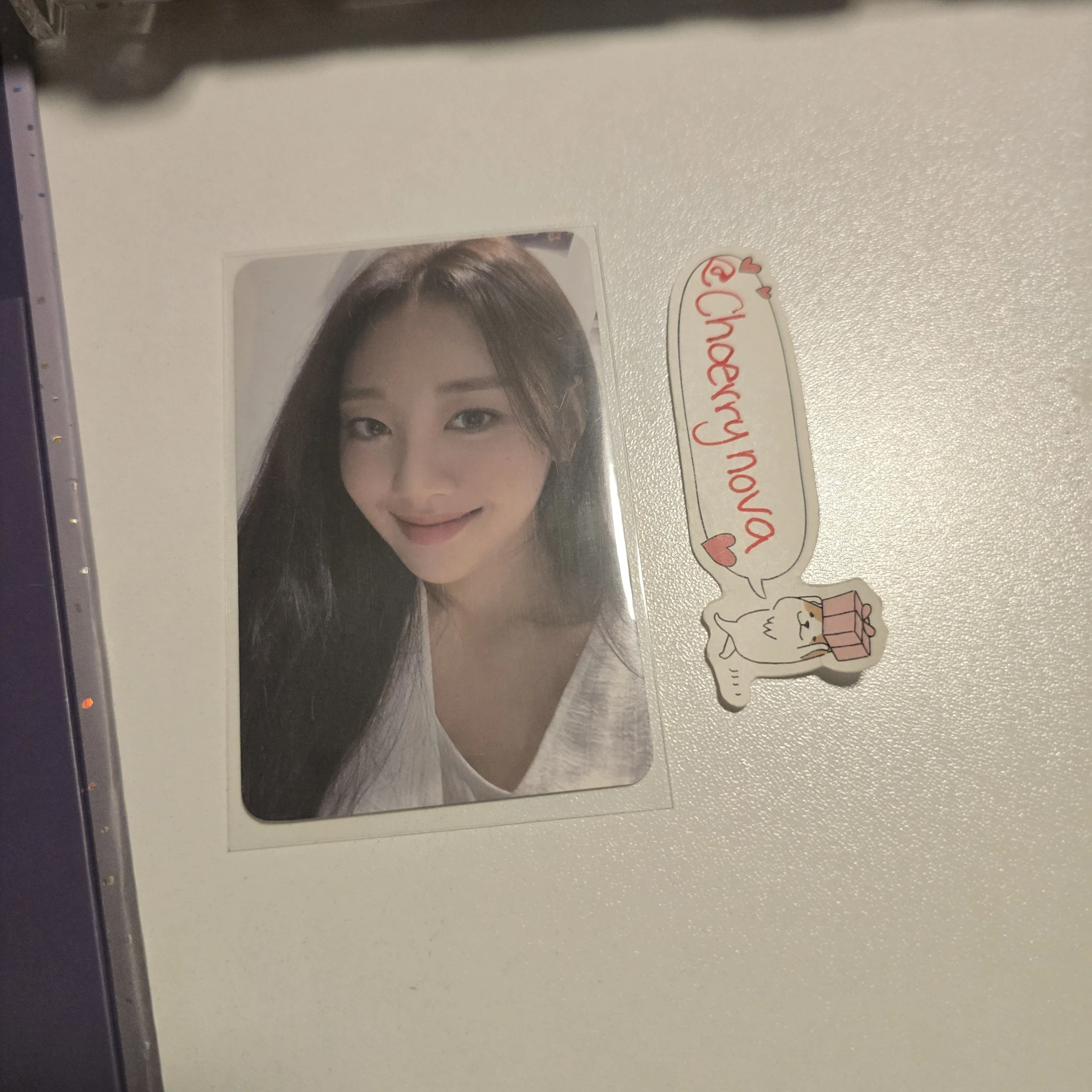 LOONA Yves LOONA - Yves - Lightstick Other lightstick 1st anniversary merch photocard pre-order benefit photocard set listing photo 1