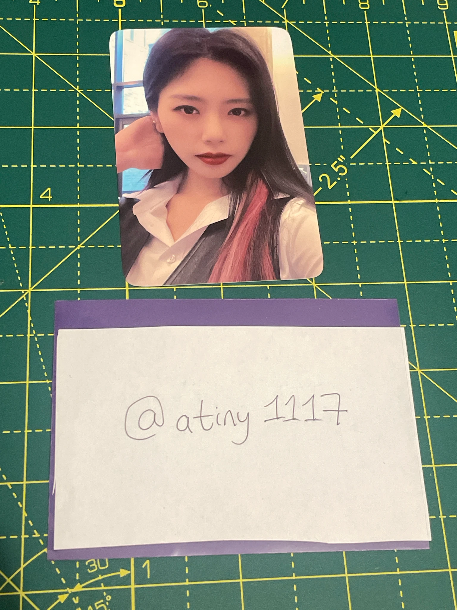 Dreamcatcher JiU Dreamcatcher - JiU - Dystopia : Road to Utopia Album pre-order benefit (pob) ktown4u listing photo 1