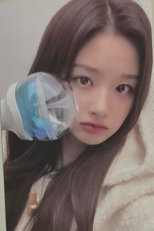NMIXX Sullyoon NMIXX - Sullyoon - Expérgo Album lightstick soundwave pop-up store round 3 listing photo 1