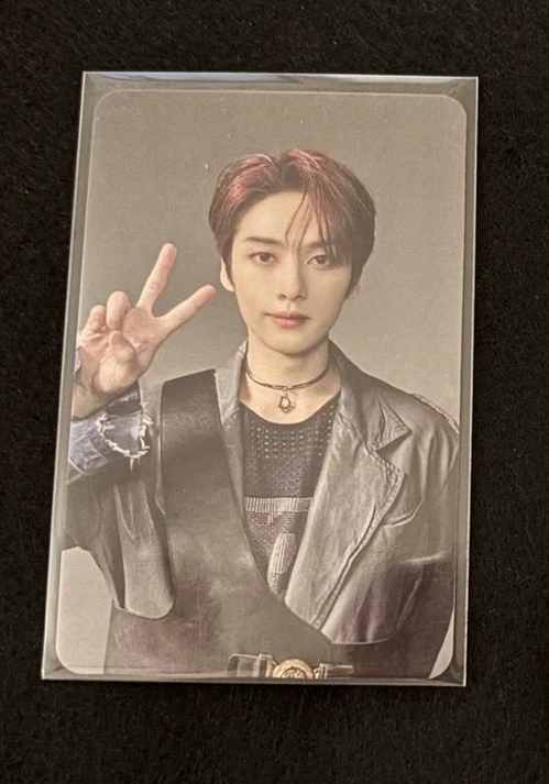 Stray Kids Lee Know Stray Kids - Lee Know - Rock-Star Album album photocard pre-order benefit postcard version listing photo 1
