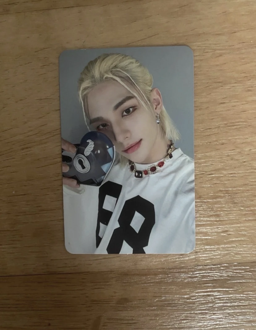 Stray Kids Hyunjin Stray Kids - Hyunjin - Maxident Album album photocard paper case version listing photo 1