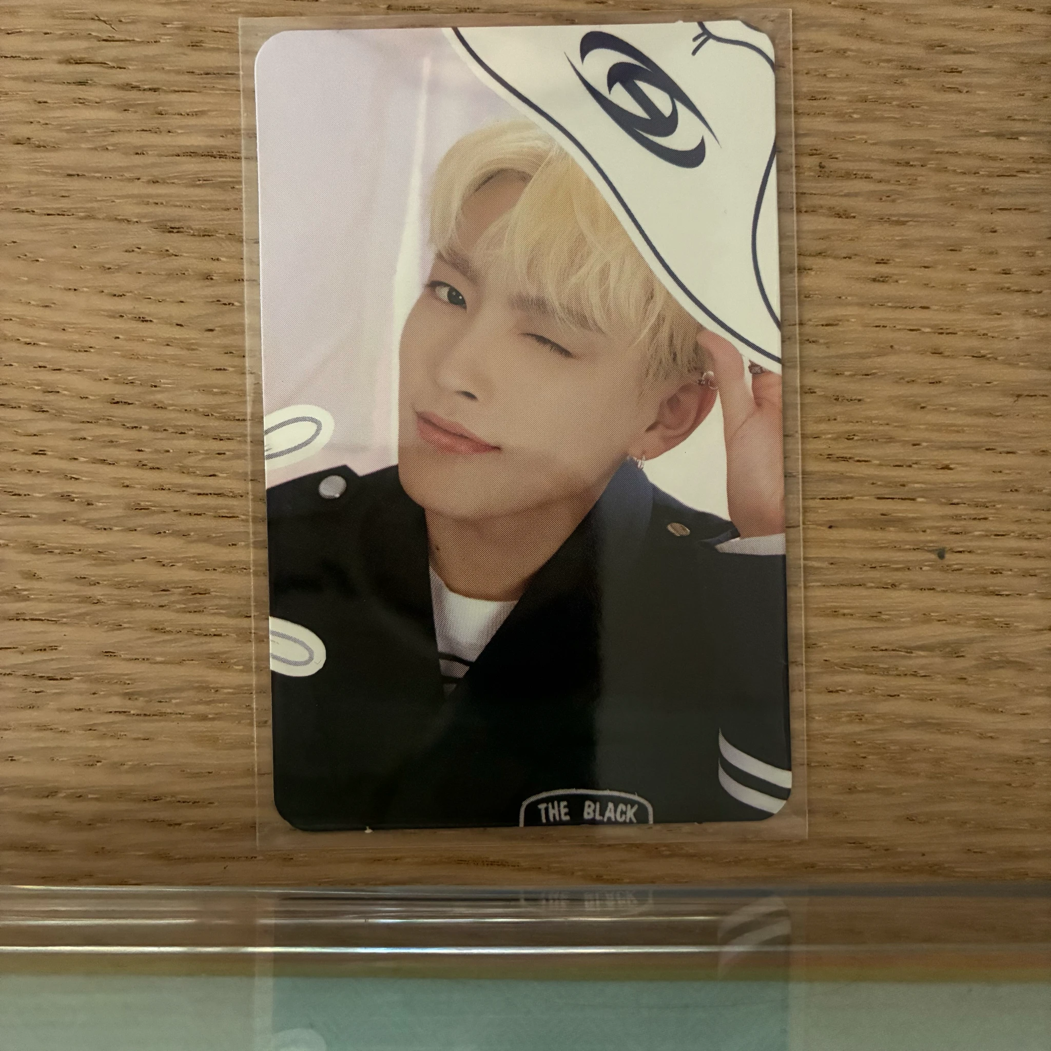 ATEEZ Hongjoong ATEEZ - Hongjoong - ANITEEZ IN ILLUSION Other trading card listing photo 1