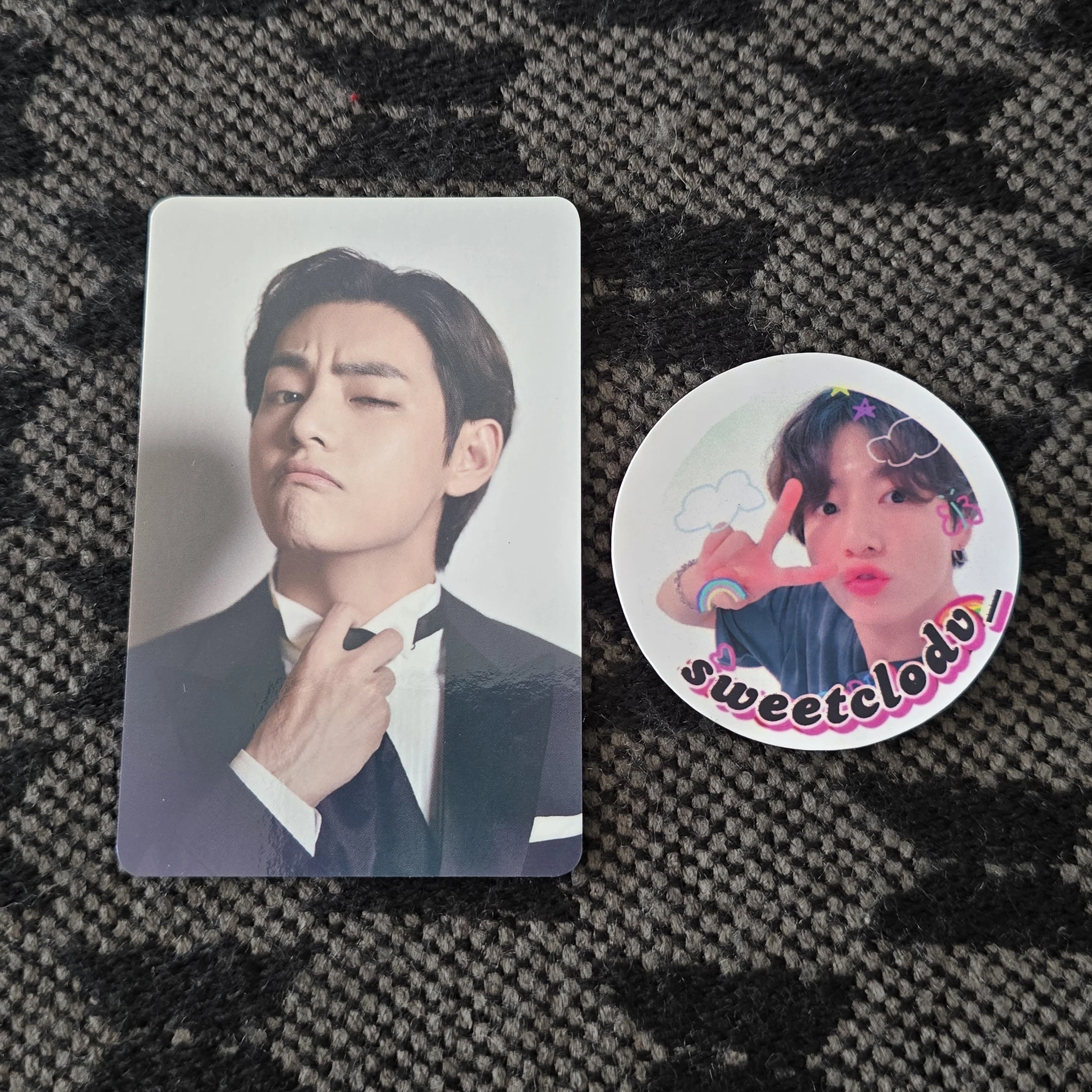 BTS V BTS - V - THE FACT BTS PHOTOBOOK SPECIAL EDITION : WE REMEMBER Other acrylic frame holographic (hologram) china listing photo 1