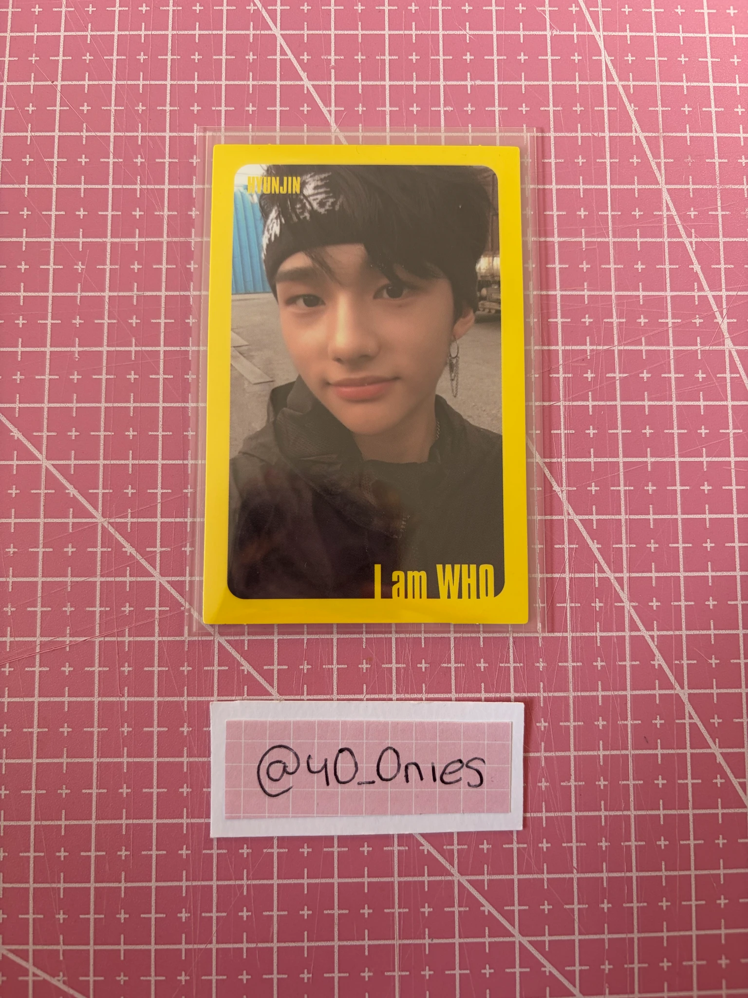 Stray Kids Hyunjin Stray Kids - Hyunjin - I am WHO? Album album photocard yellow border listing photo 1
